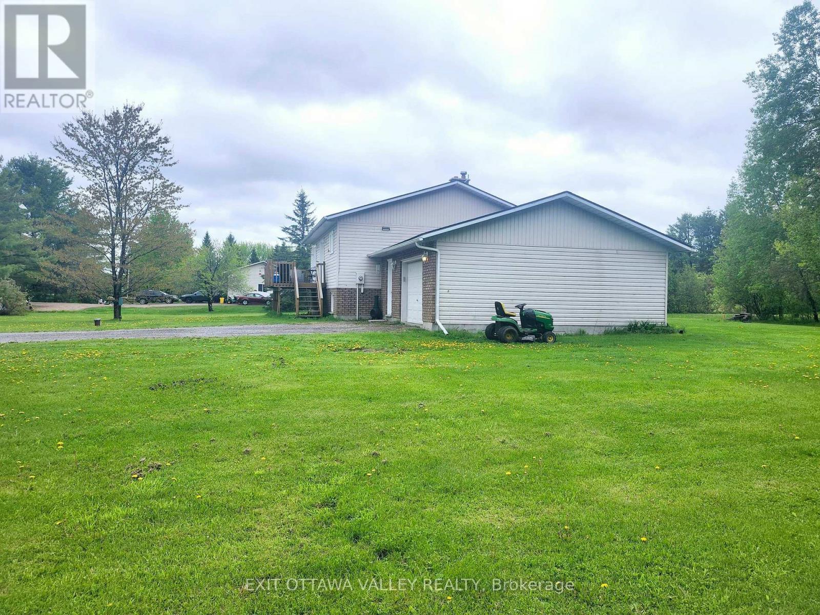 2943 B LINE ROAD - Image 3