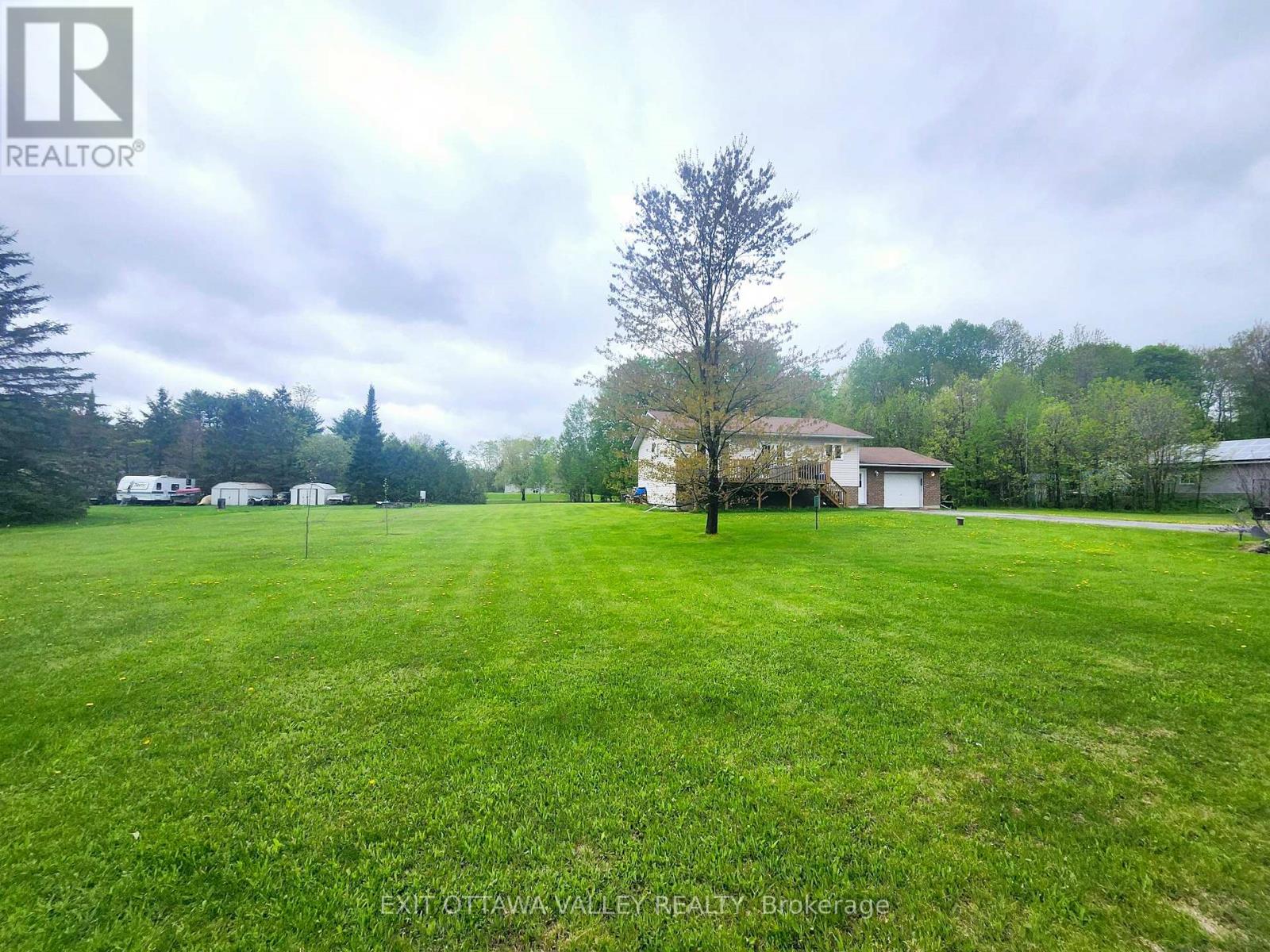 2943 B LINE ROAD - 42