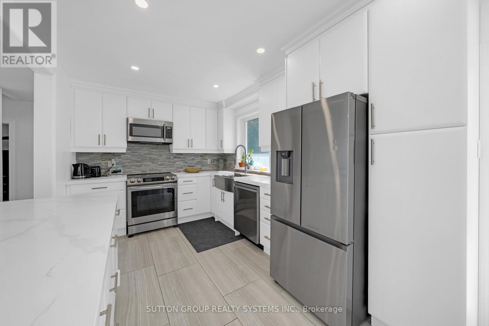 134 SUSSEX STREET - 13
