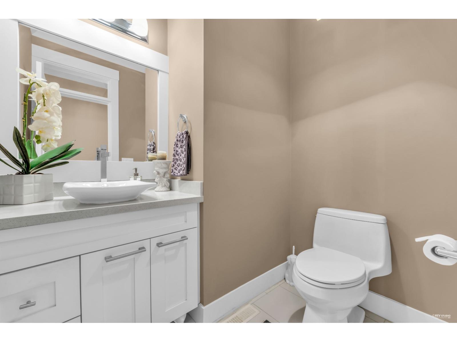 16238 25 AVENUE, Surrey