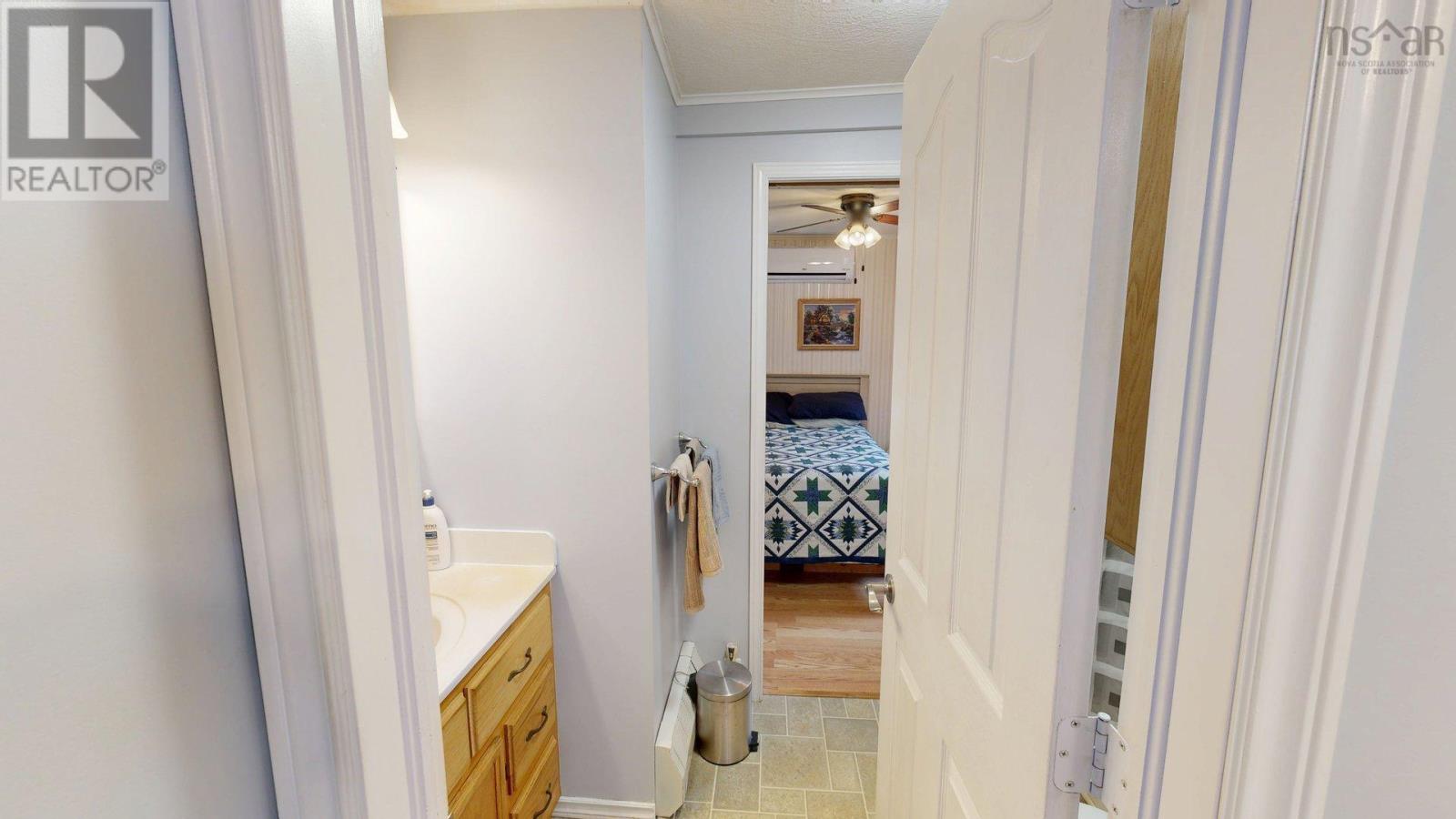 3095 MacLeod Avenue - 26