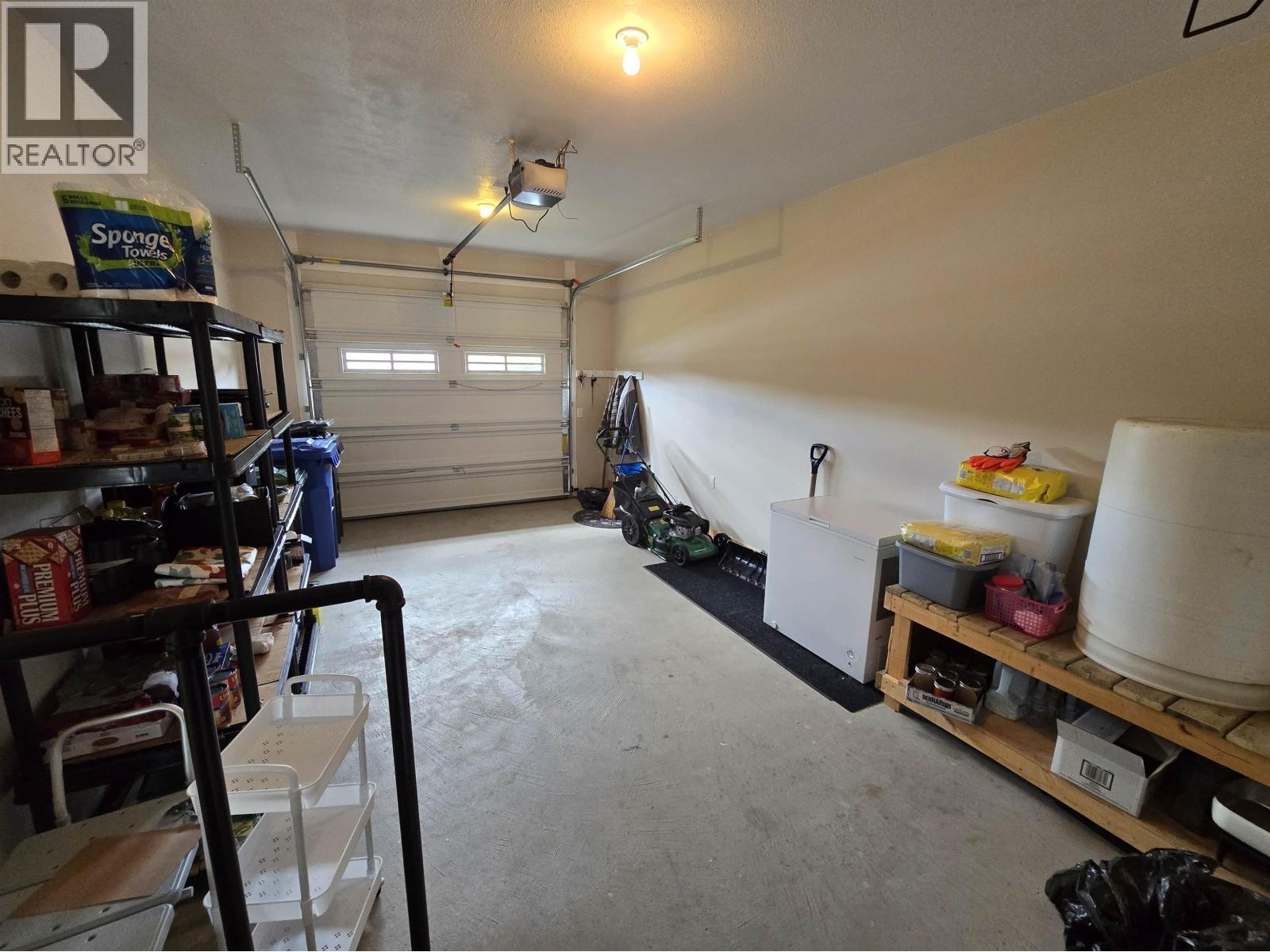 1 5102 JOLLIFFE AVENUE, Terrace