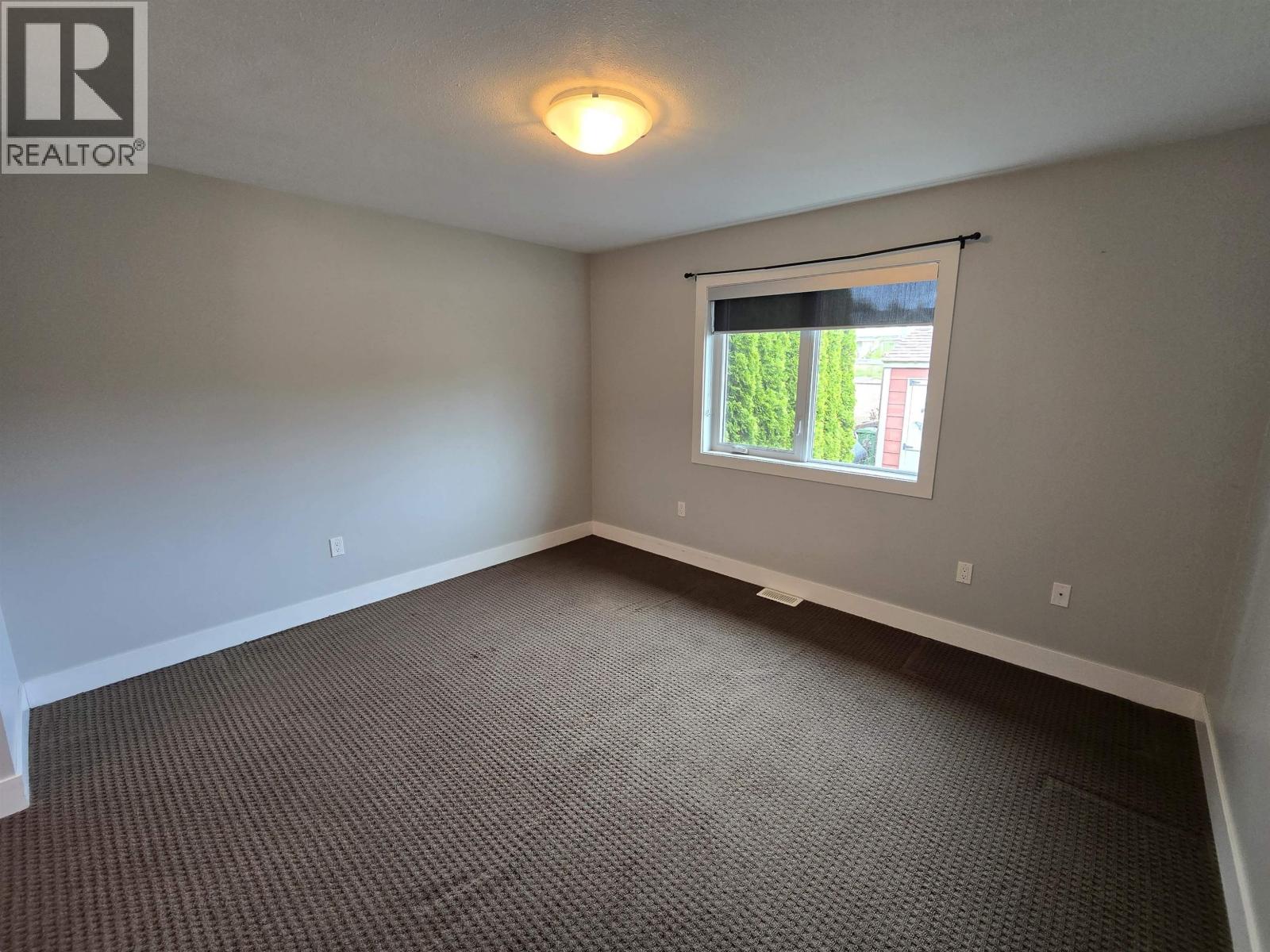 #1 5102 JOLLIFFE AVENUE - 18