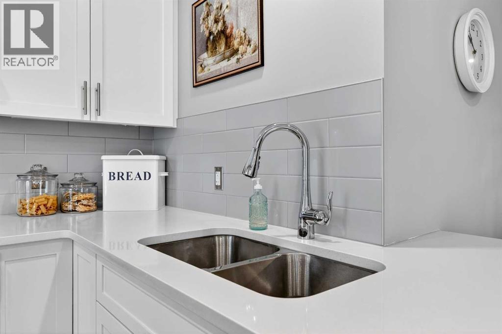 814 Cranbrook Walk SE - 21