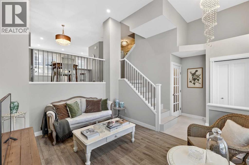 814 Cranbrook Walk SE - 9