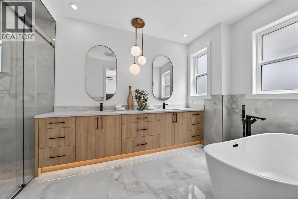 602 25 Avenue NE - 5