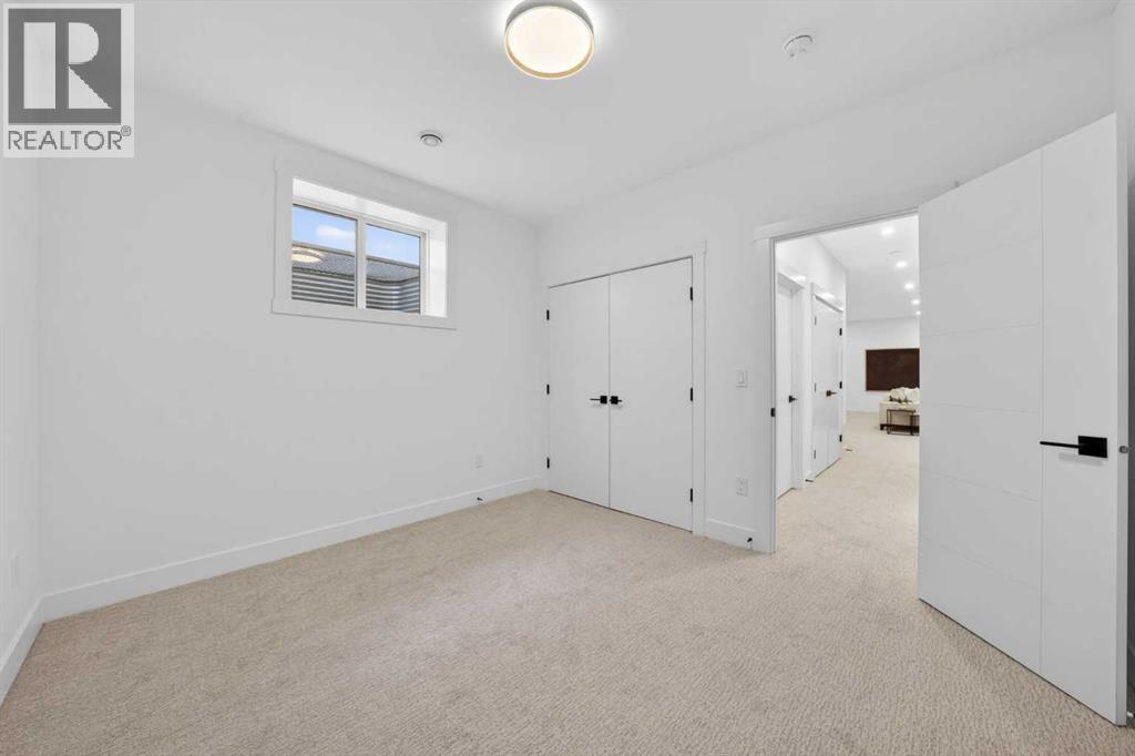 602 25 Avenue NE - 42