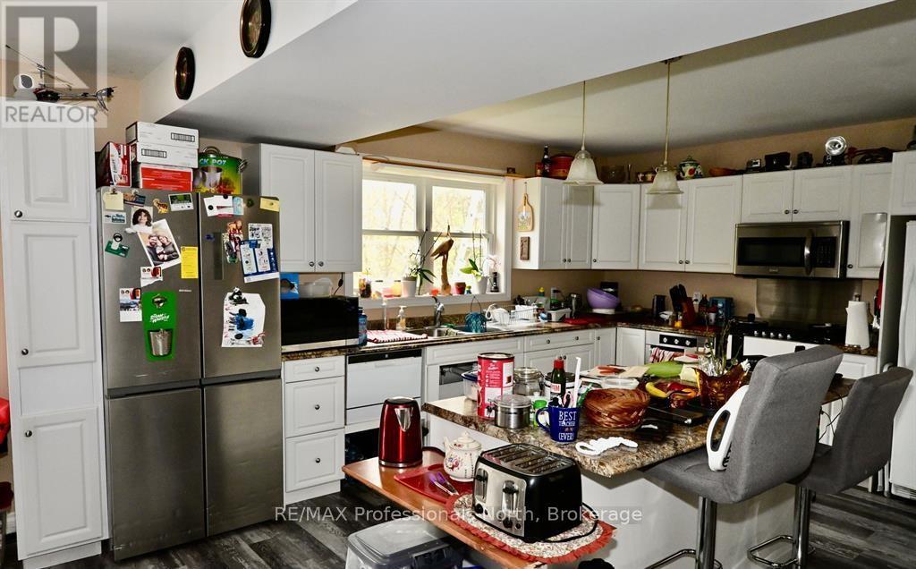 103 ST LAWRENCE STREET W - 10