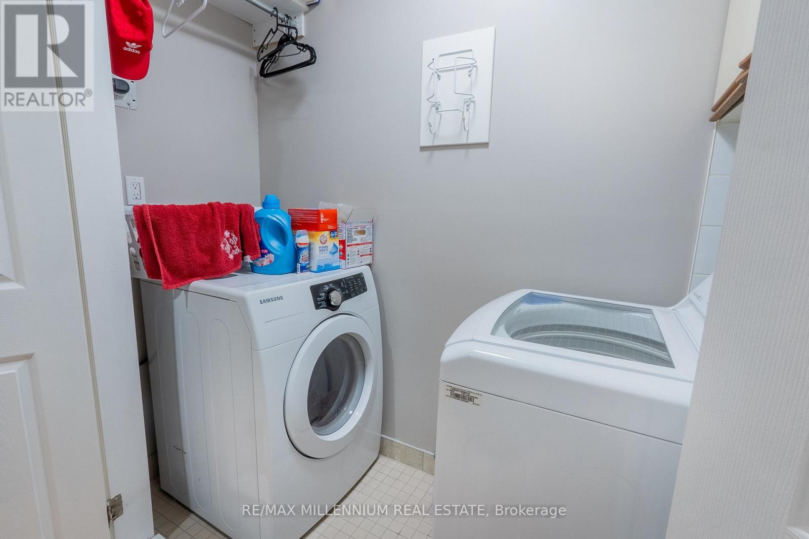 #11 230 MEADOWBROOK DRIVE - 15
