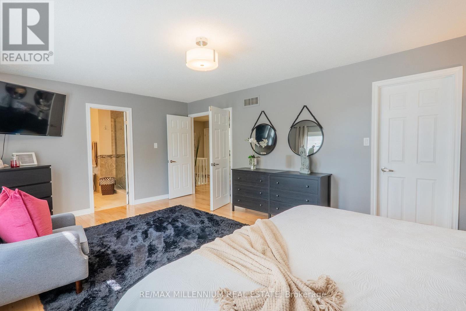 #11 230 MEADOWBROOK DRIVE - 22