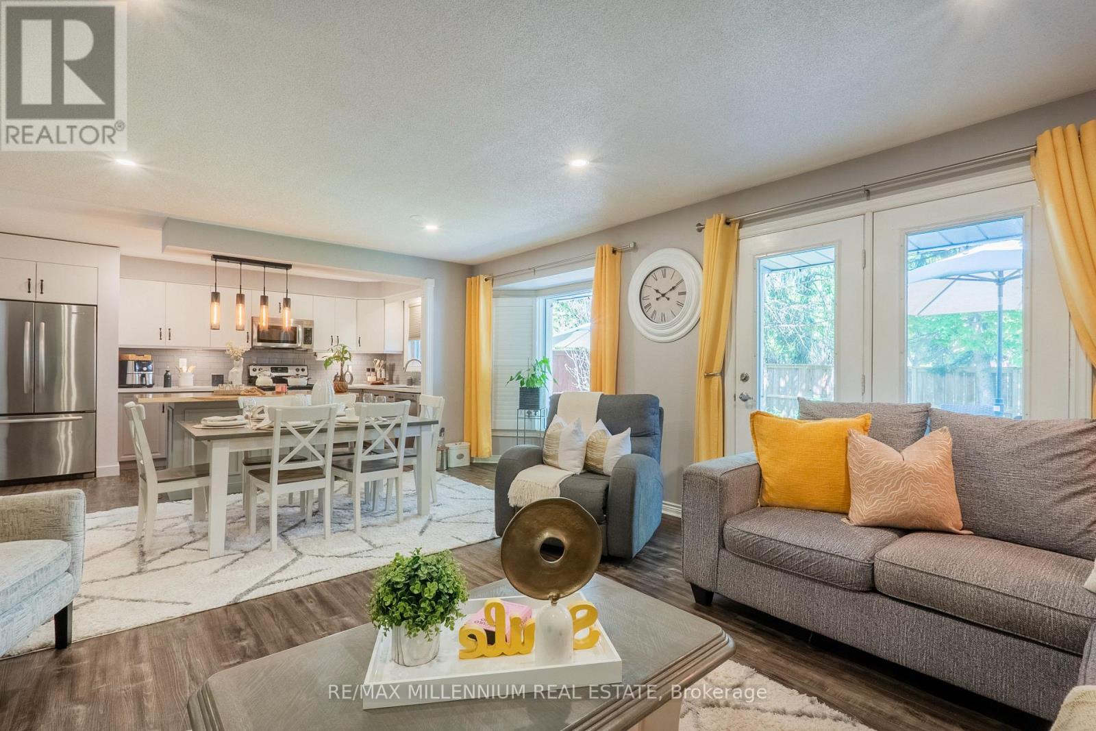 #11 230 MEADOWBROOK DRIVE - 28