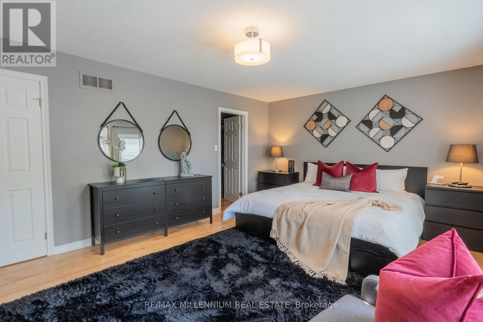 #11 230 MEADOWBROOK DRIVE - 40