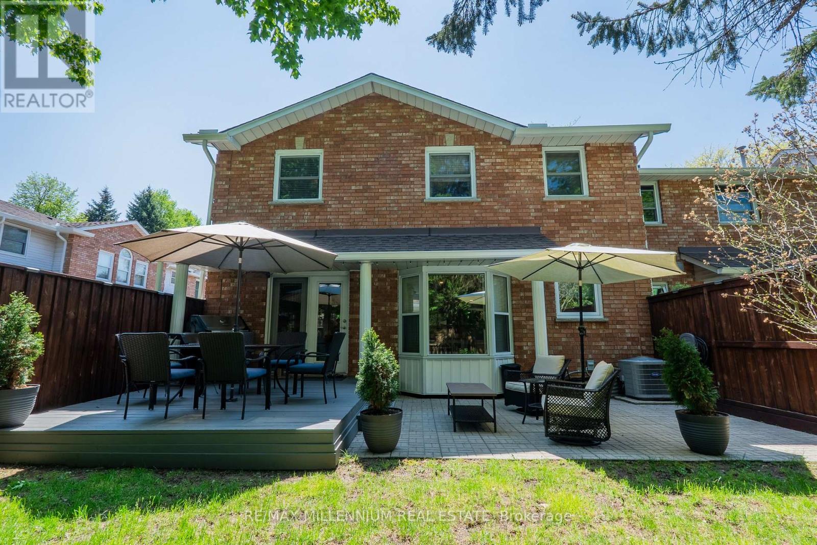 #11 230 MEADOWBROOK DRIVE - 44