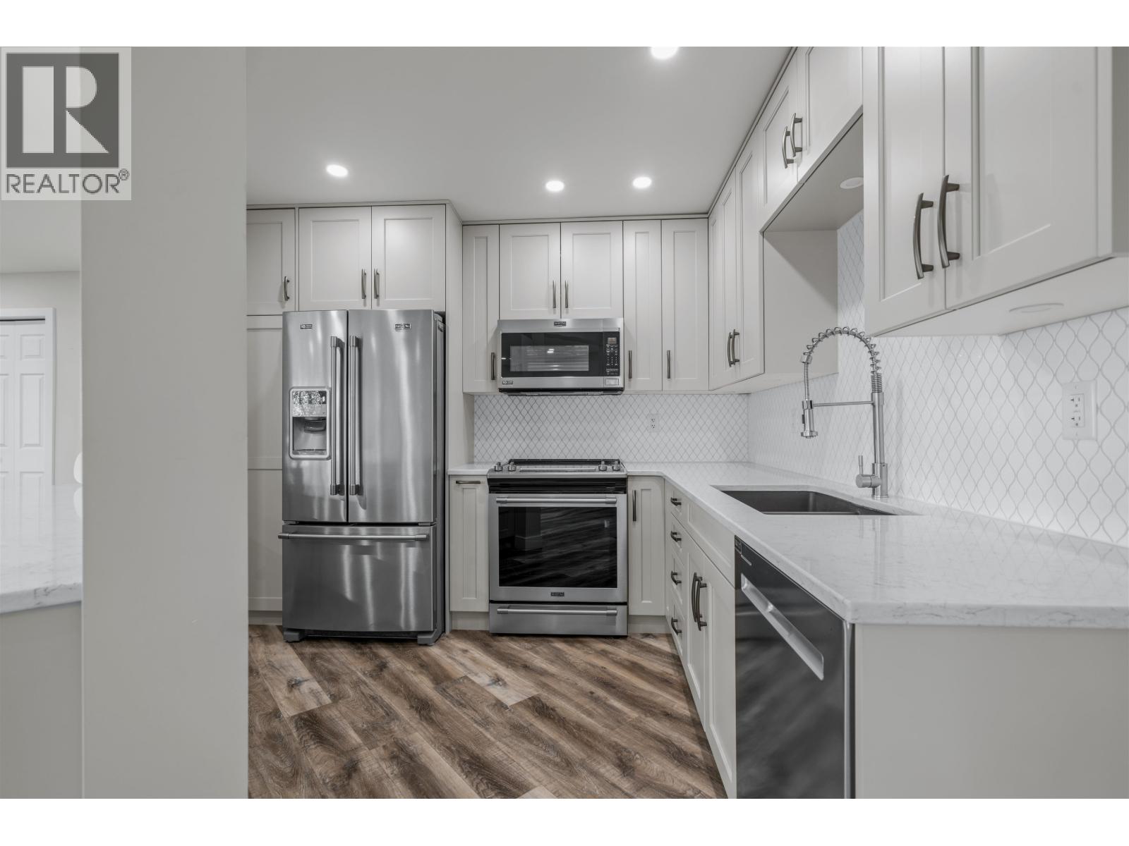 2959 RIDGEVIEW DRIVE - 23