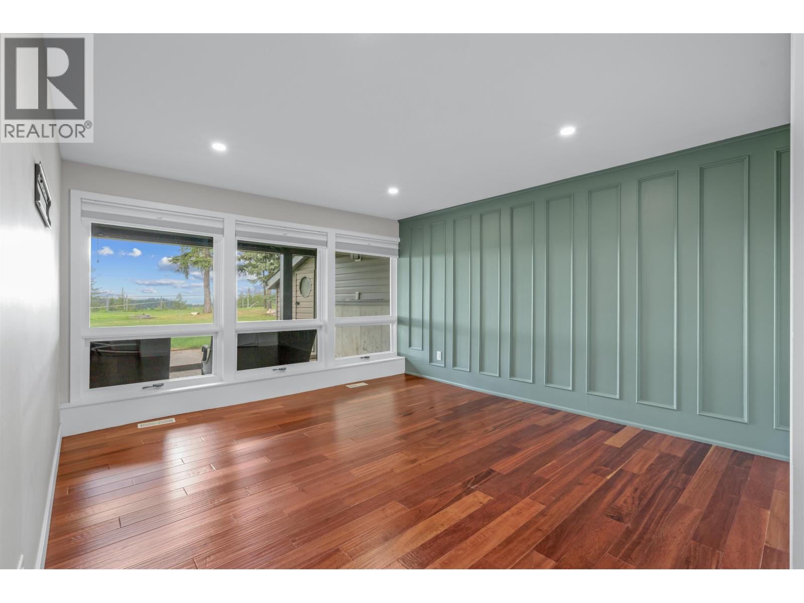 2959 RIDGEVIEW DRIVE - 24
