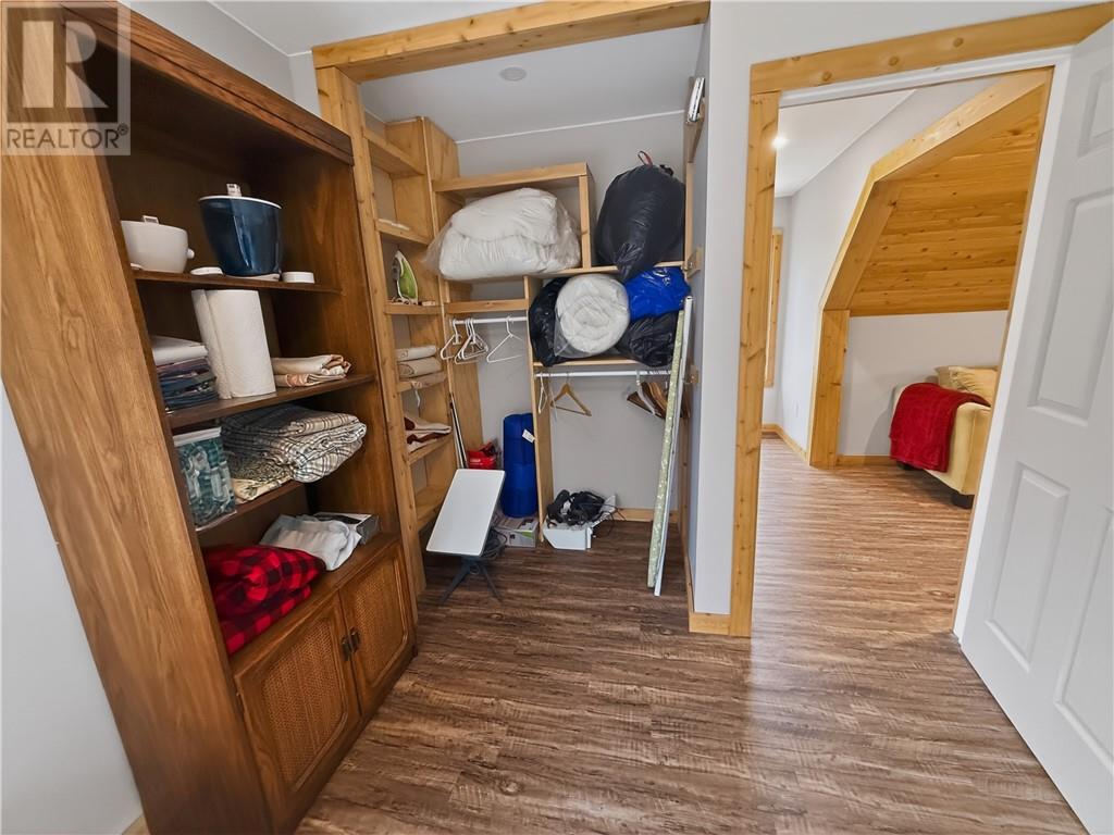 710 Ice Lake Drive - 35