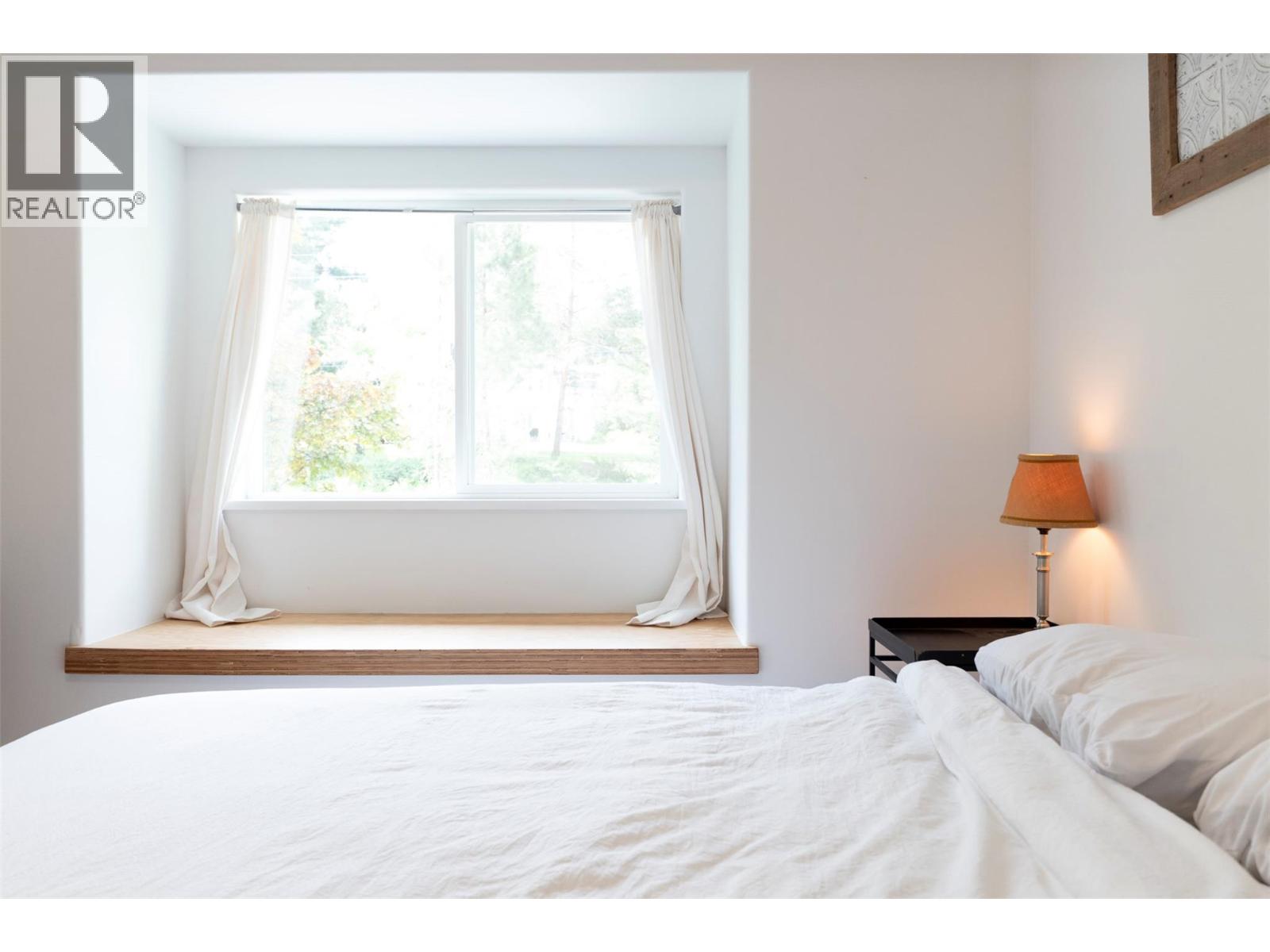 4310 VIEW RIDGE Road - 32