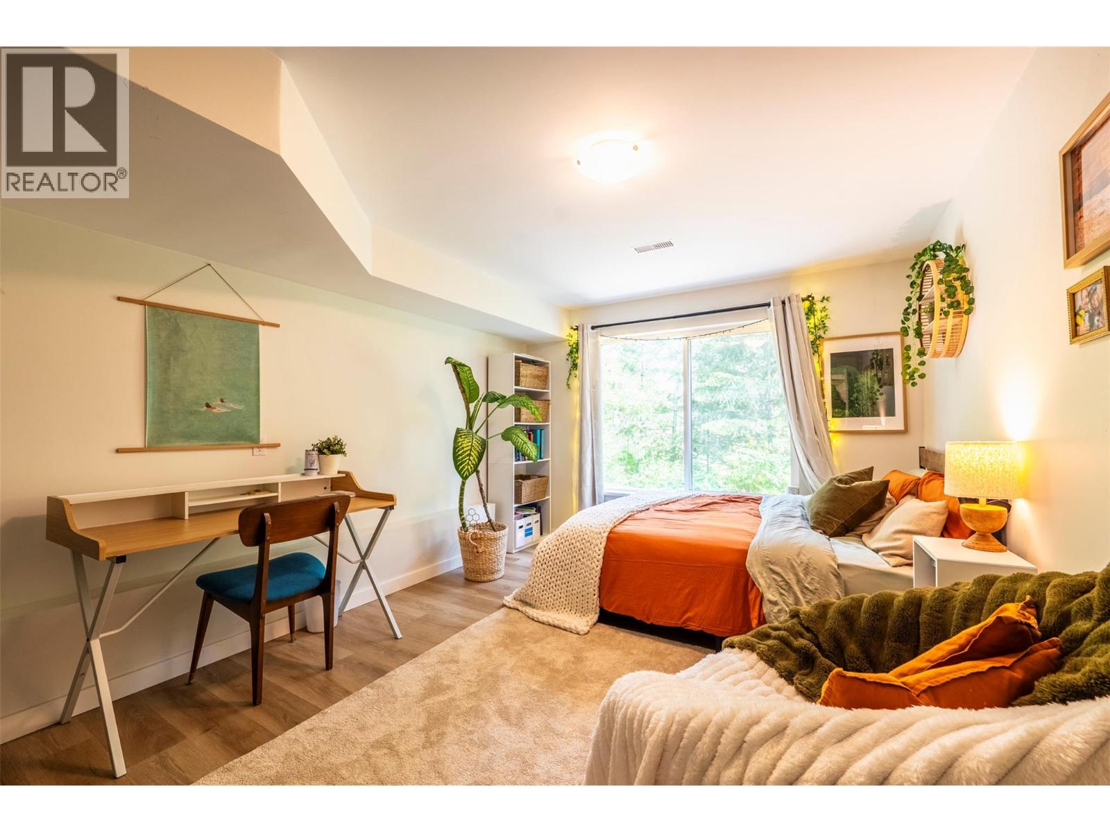 4310 VIEW RIDGE Road - 40
