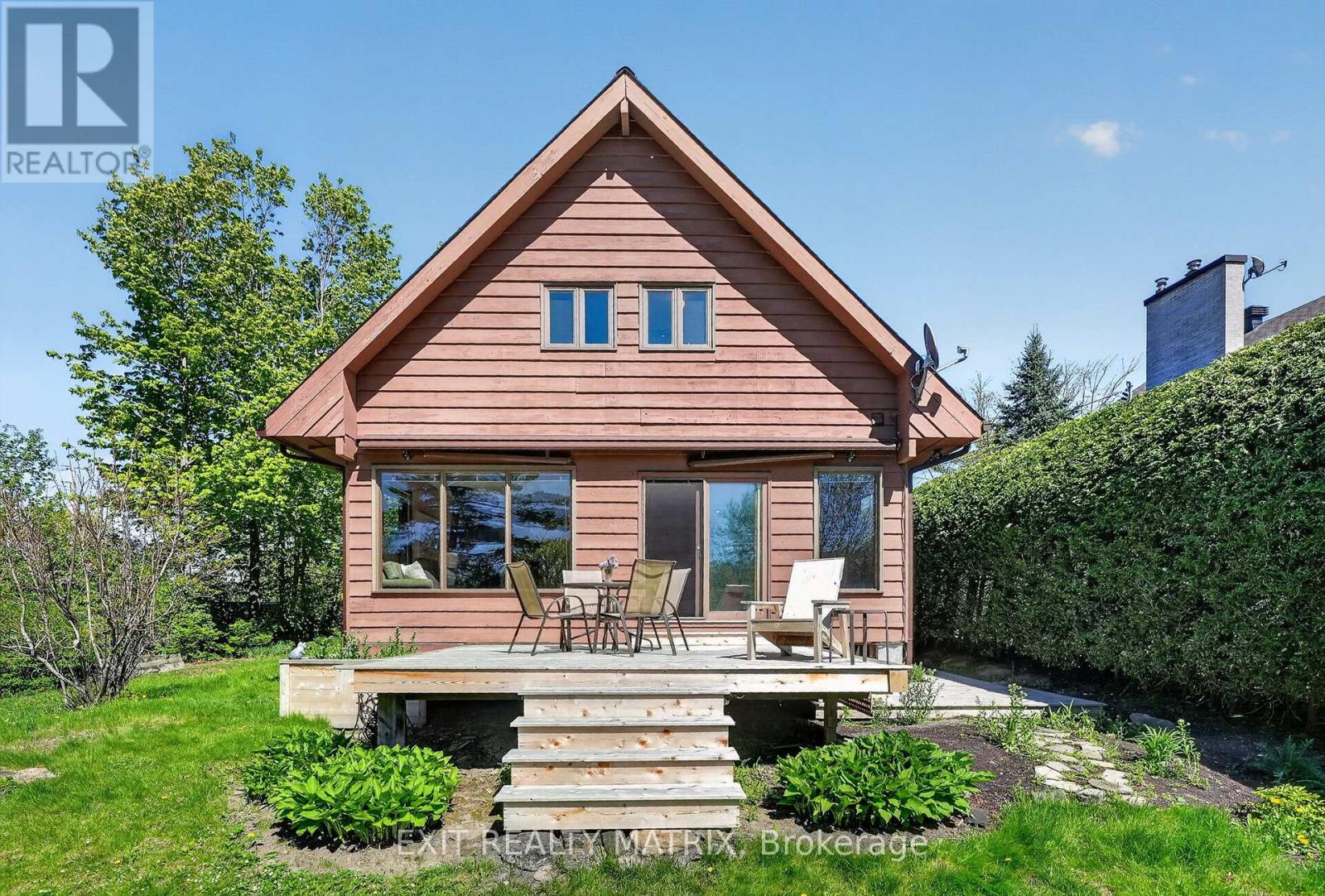 Viceroy, chalet-style home, sold by original owner