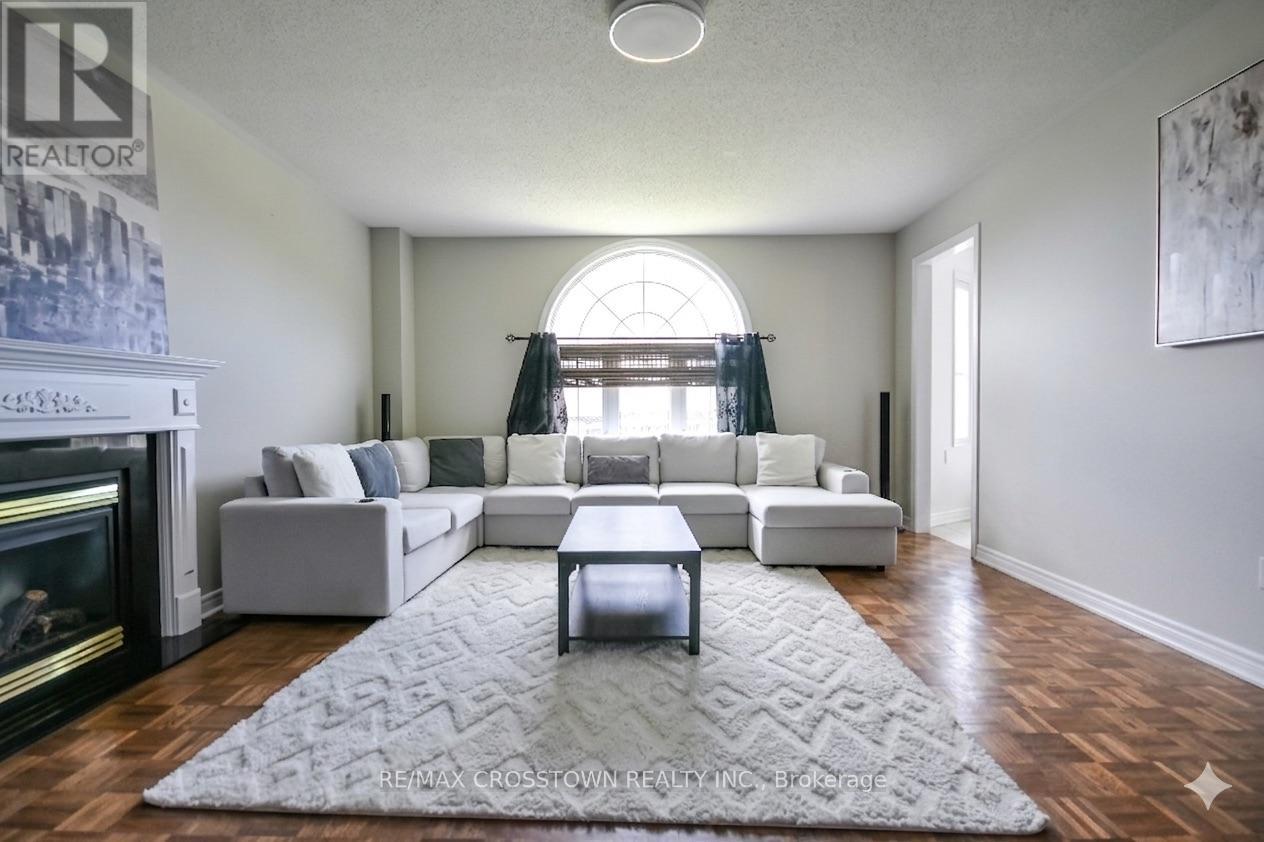 116 ESTHER DRIVE - 7