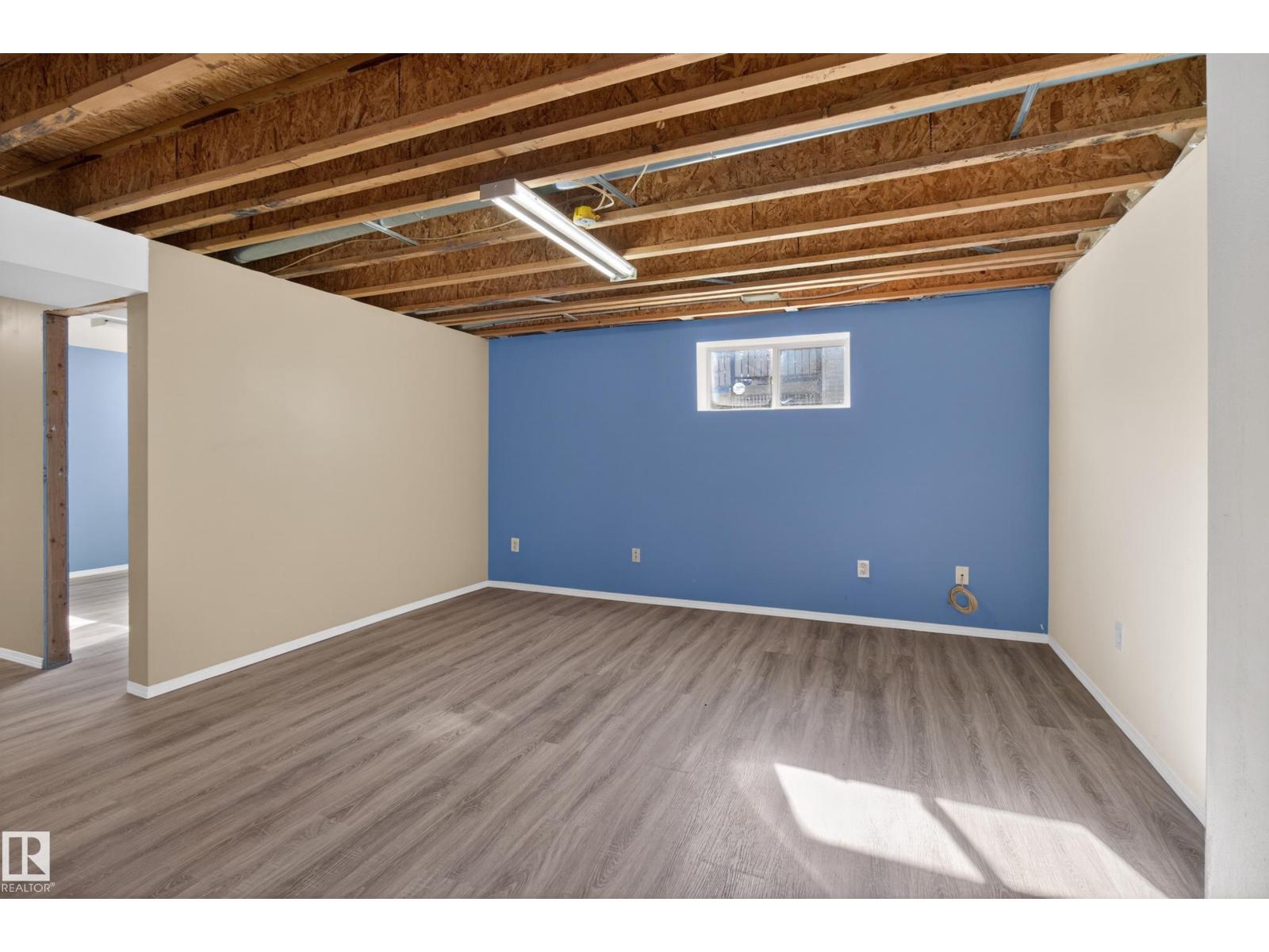 5204 55 Ave — photo 27