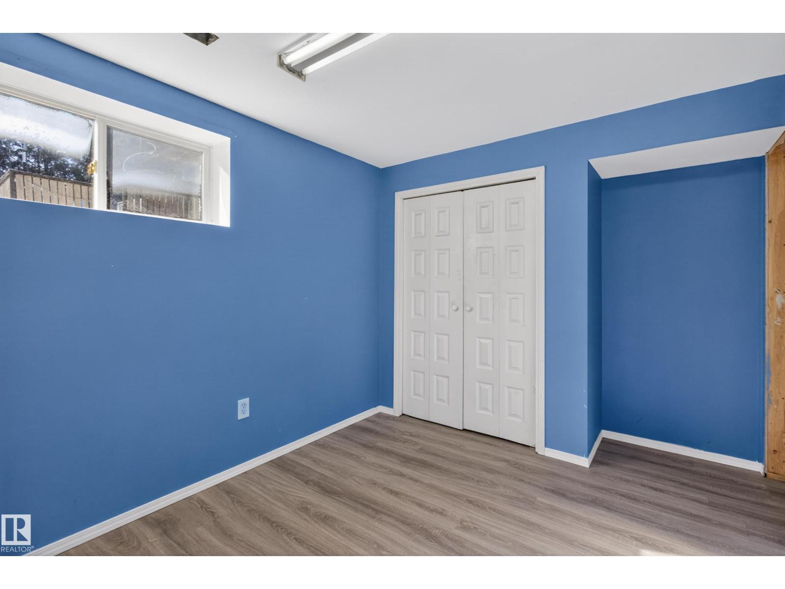 5204 55 Ave — photo 31