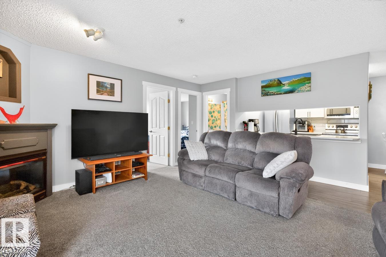 #220 16303 95 ST NW - 15