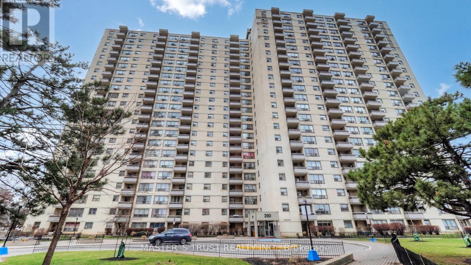 #1906 390 DIXON ROAD - 1