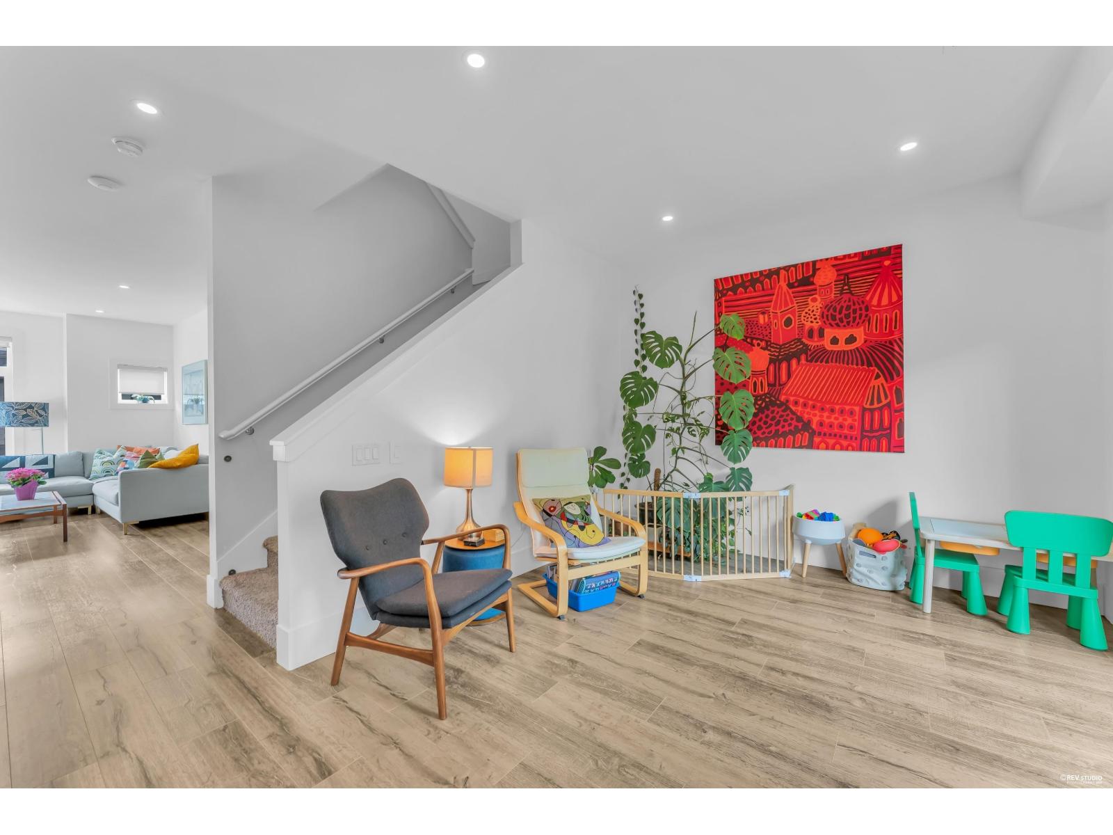 27 15177 60 AVENUE, Surrey