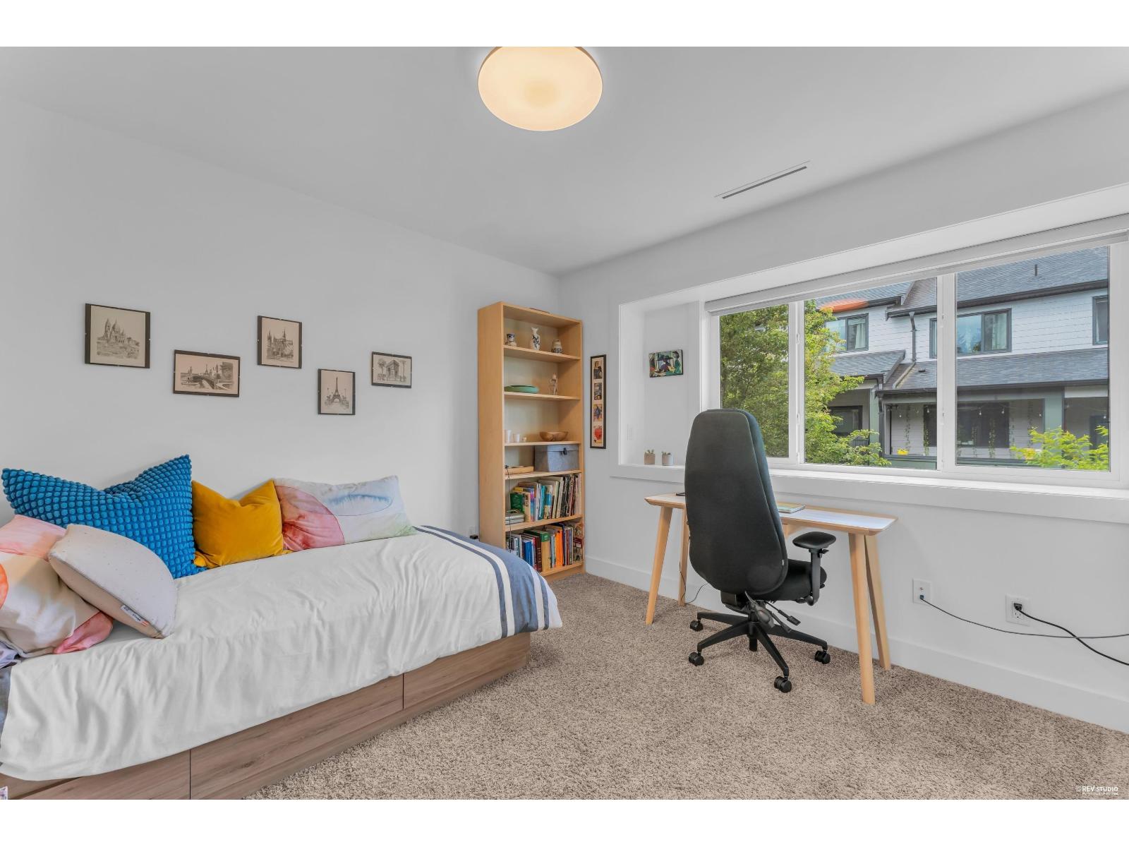 27 15177 60 AVENUE, Surrey