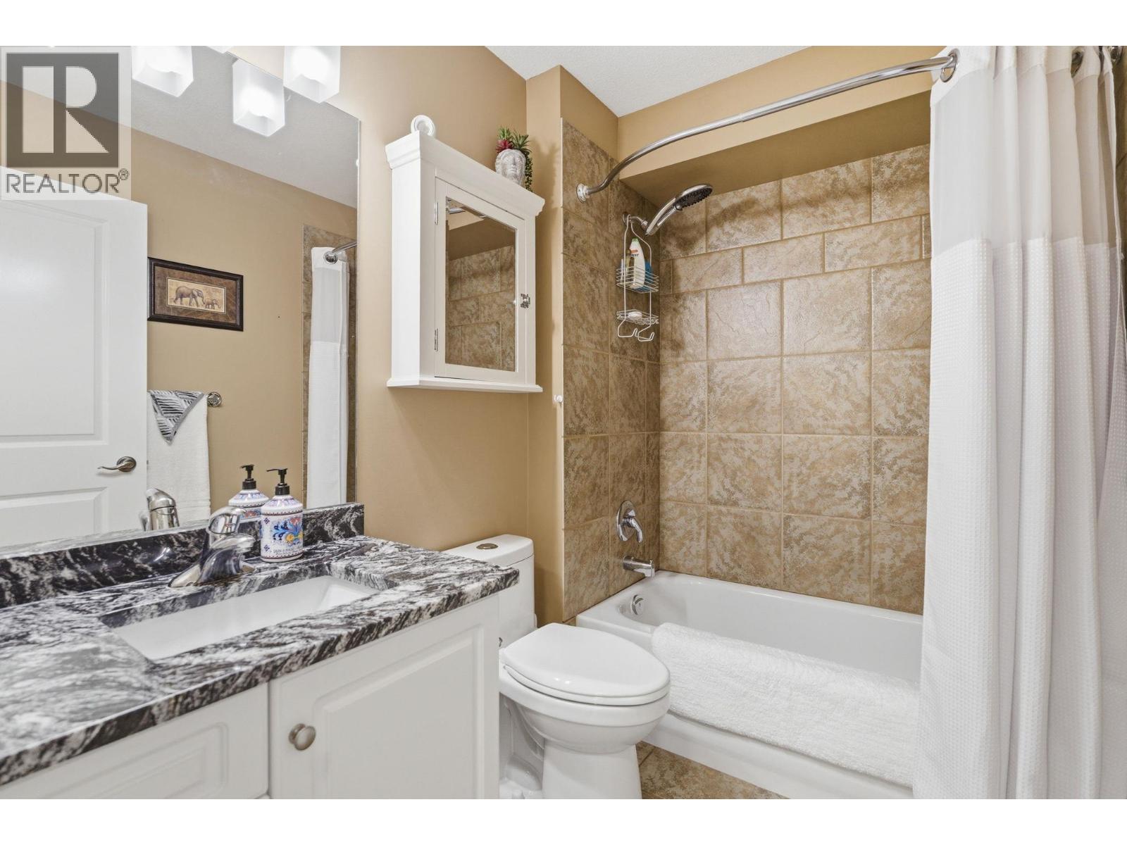  2289 Pine Vista Place, Westbank