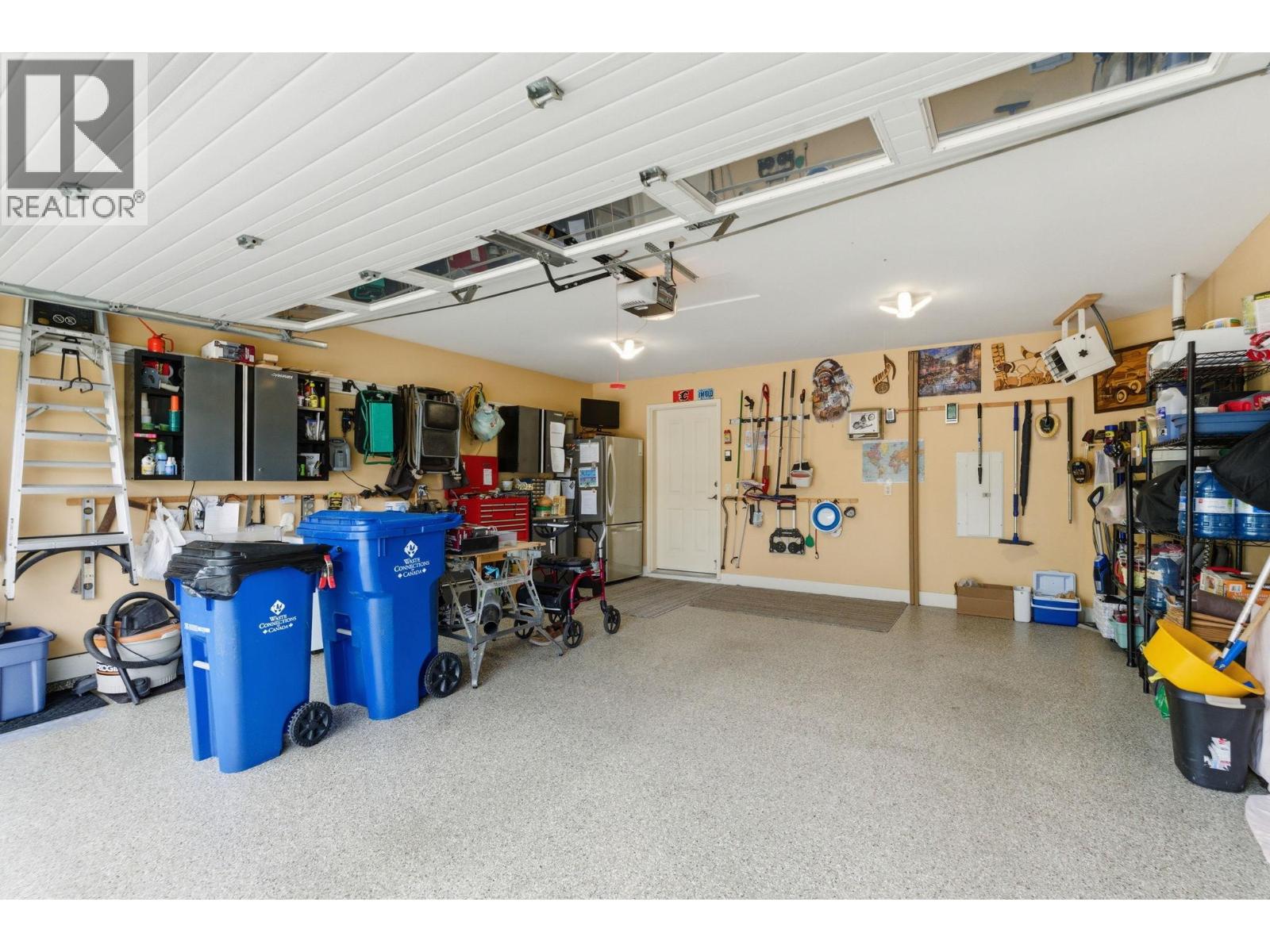  2289 Pine Vista Place, Westbank