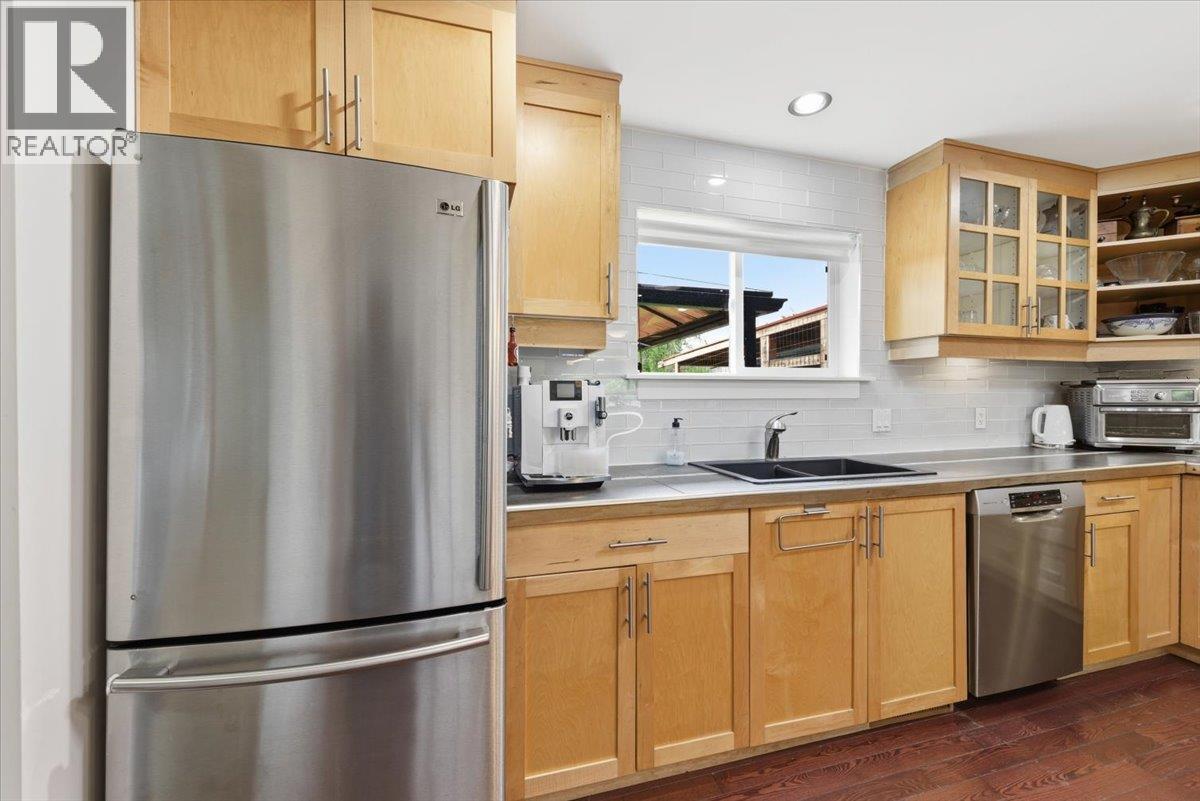 3002 20th Street - 12