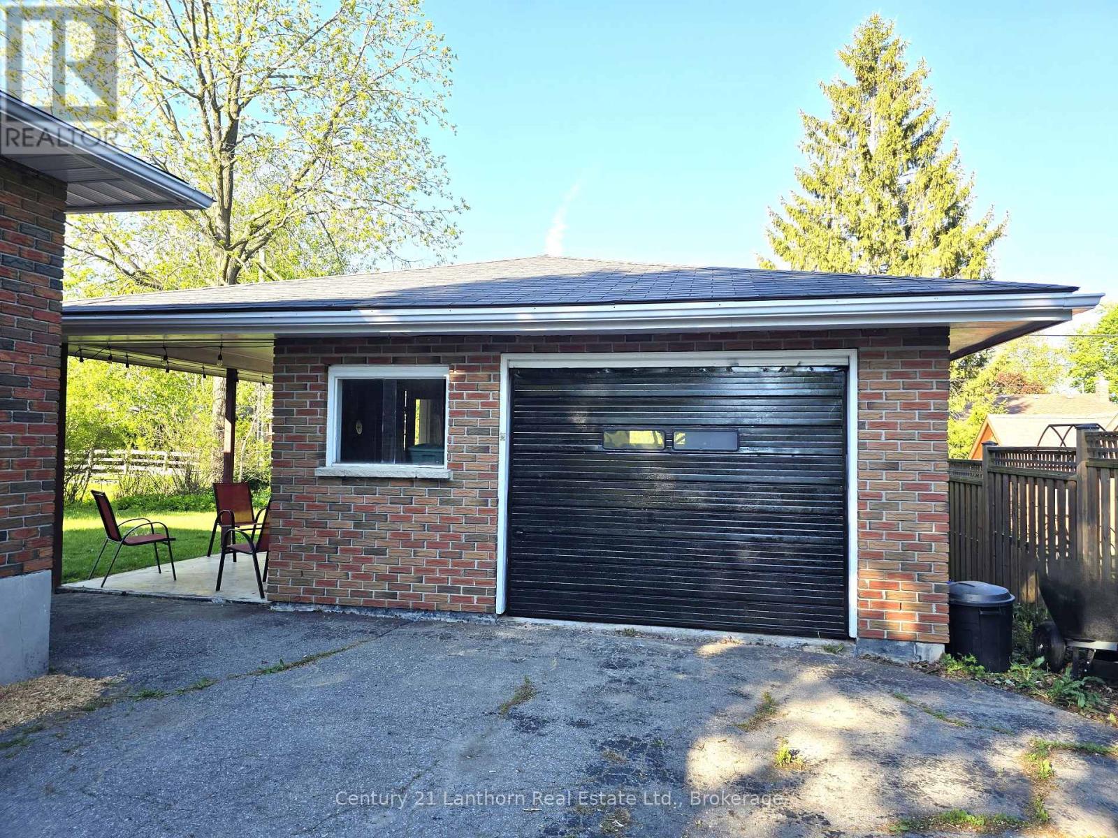 15 MELROSE CRESCENT - 7