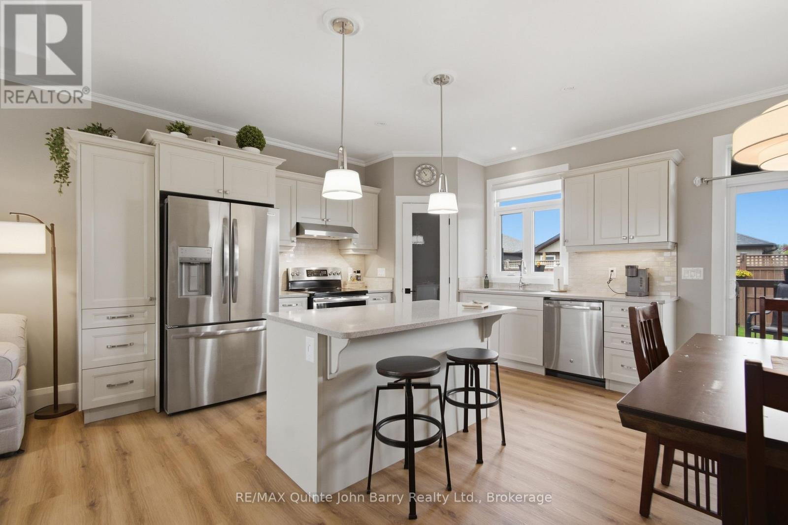 44 AMBROSIA TERRACE - 10