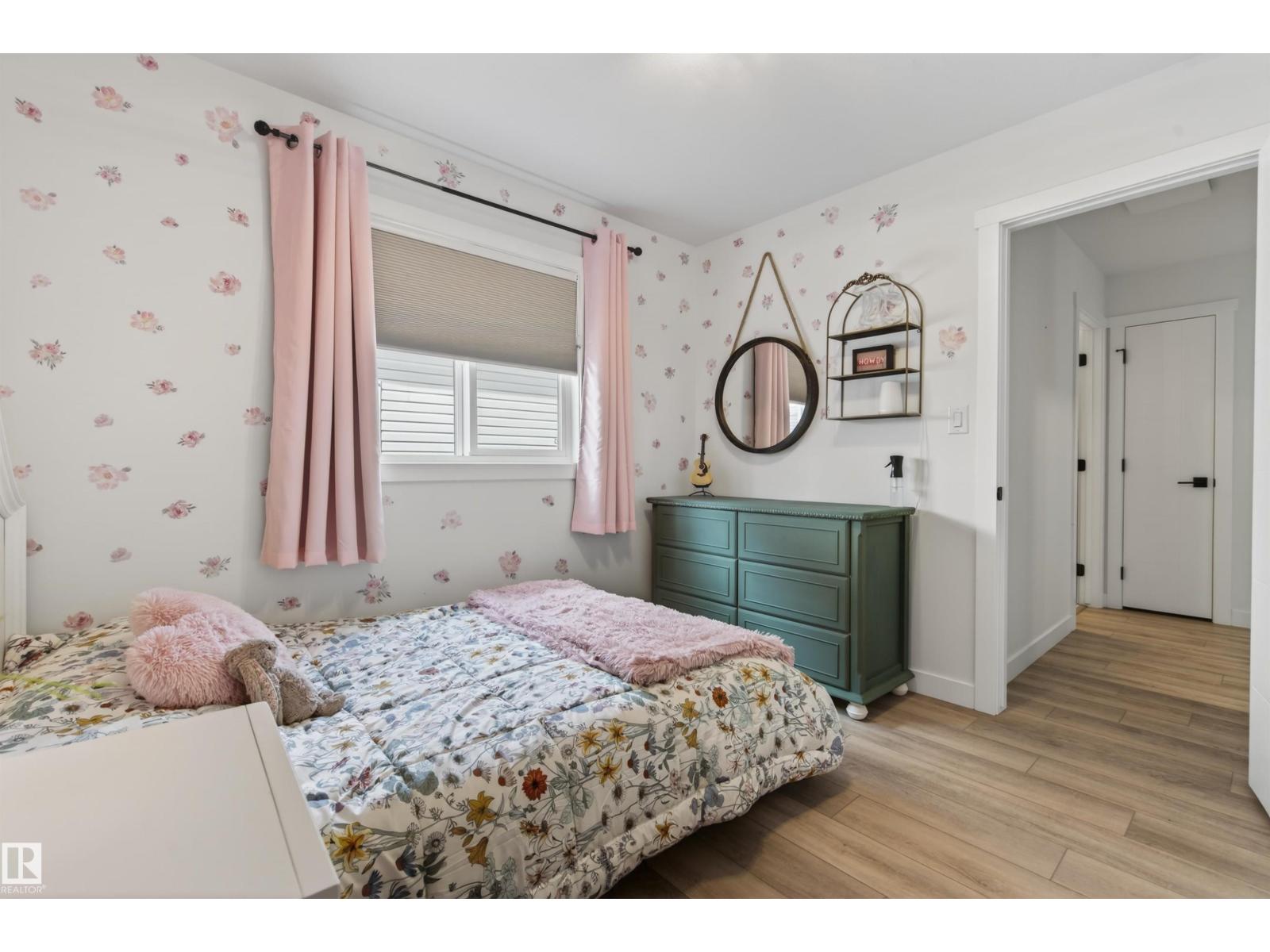 318 Waterton WY - 19