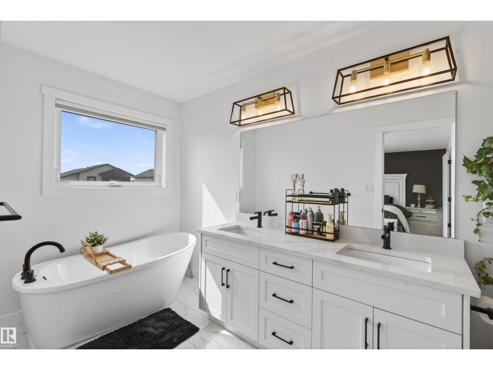 318 Waterton WY - 27