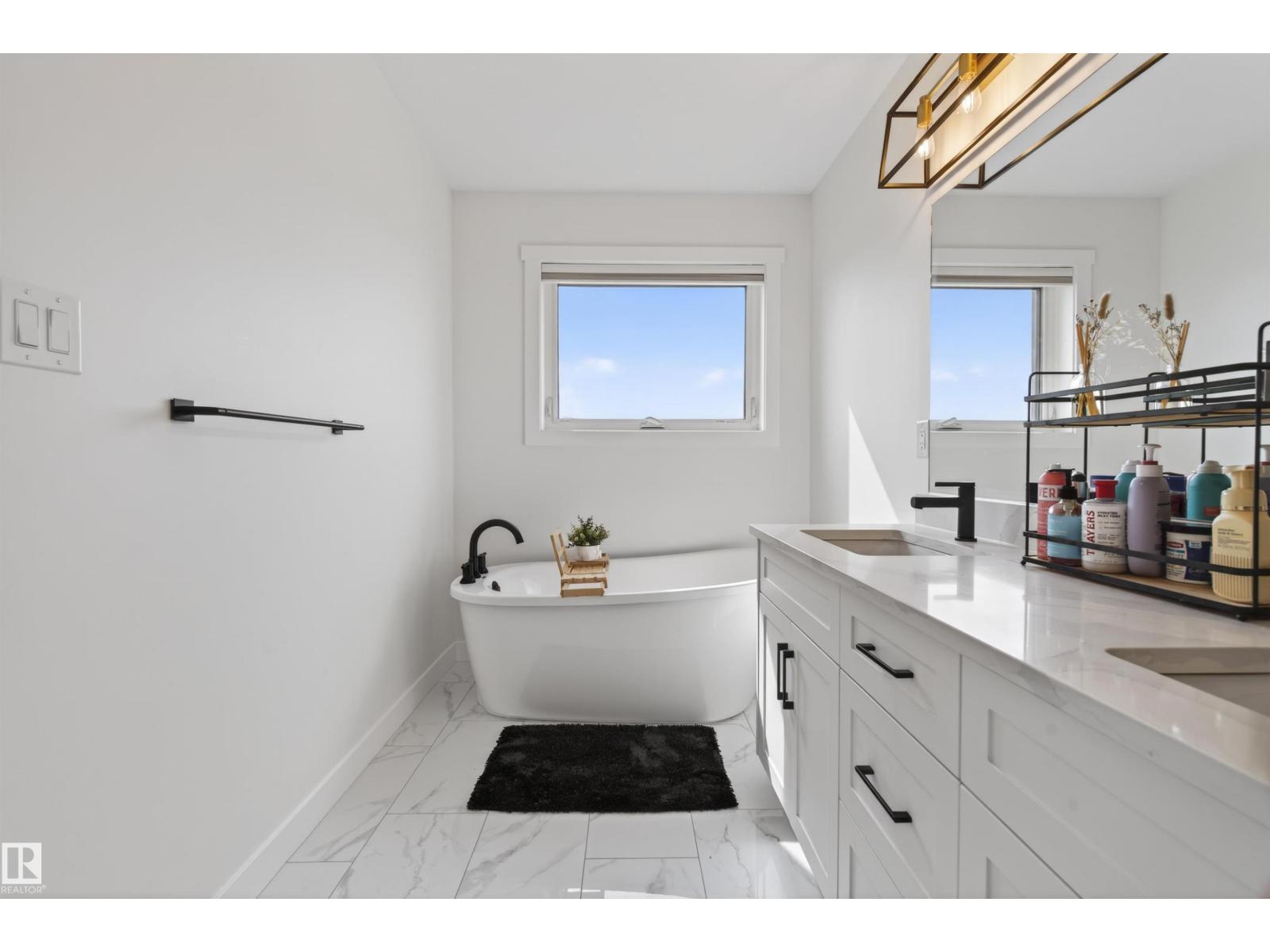 318 Waterton WY - 29