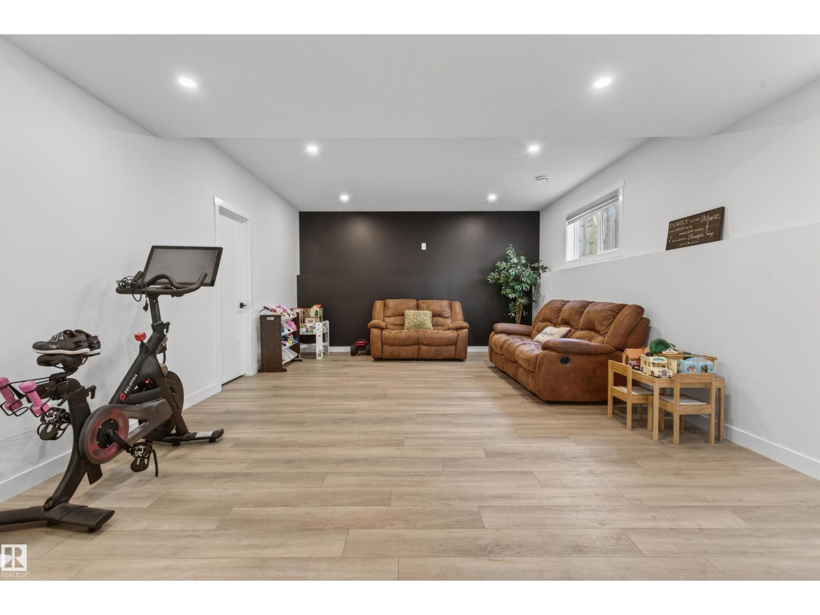 318 Waterton WY - 33