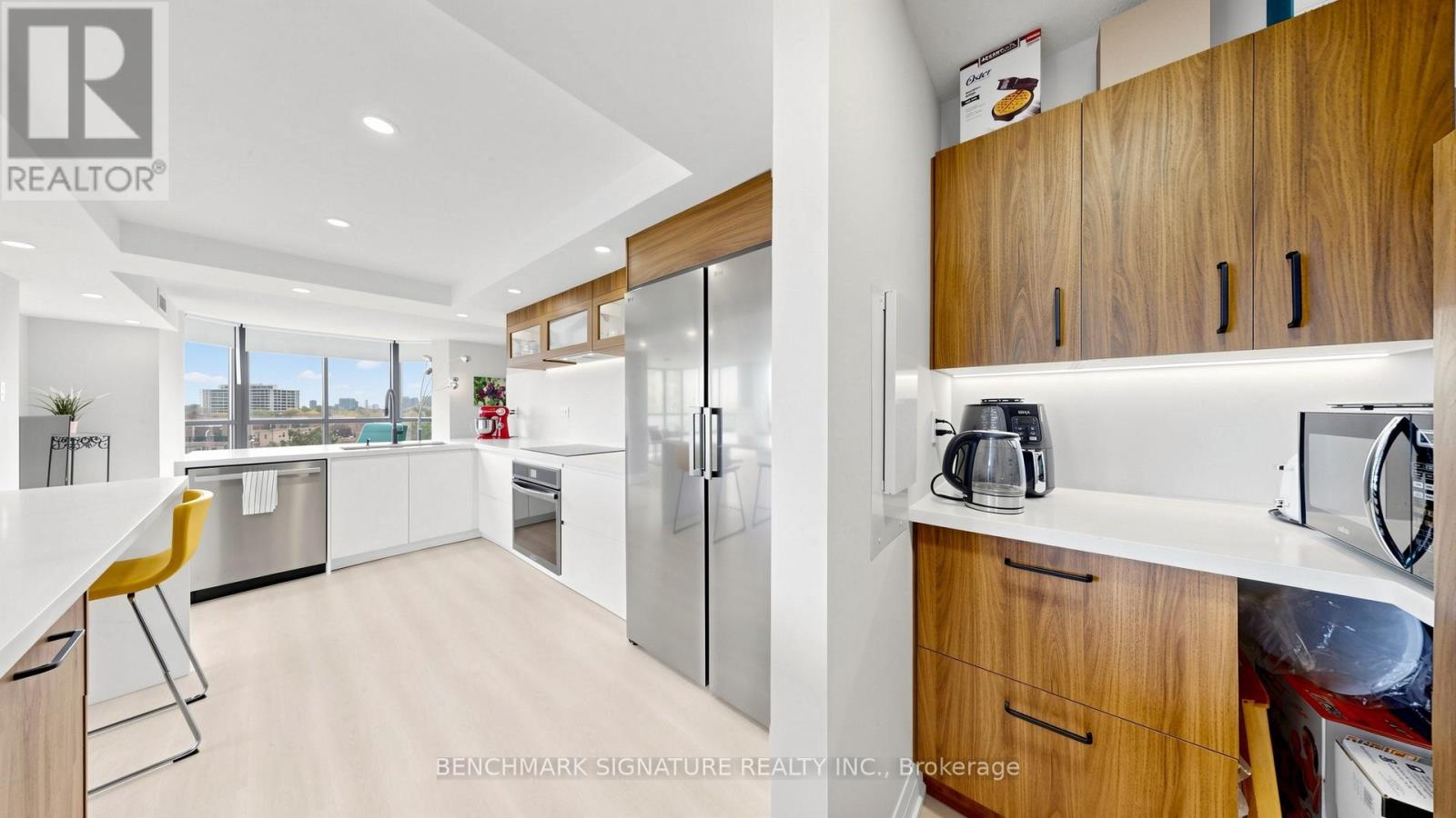 #706 131 TORRESDALE AVENUE - 20