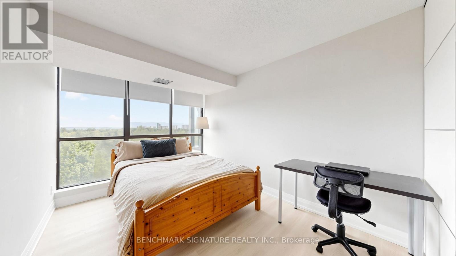 #706 131 TORRESDALE AVENUE - 27