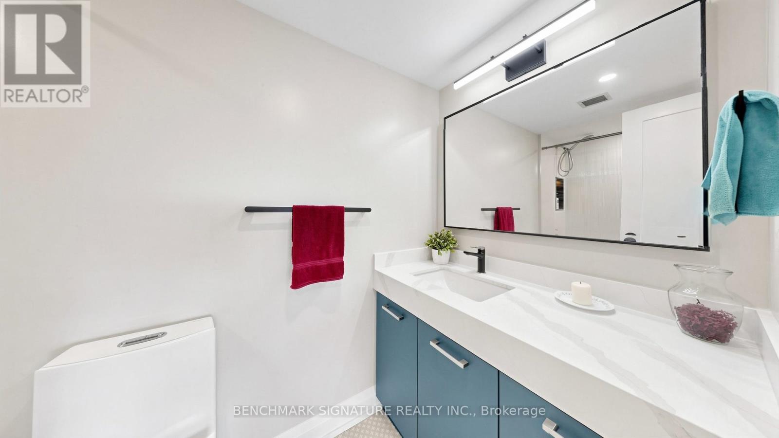 #706 131 TORRESDALE AVENUE - 29
