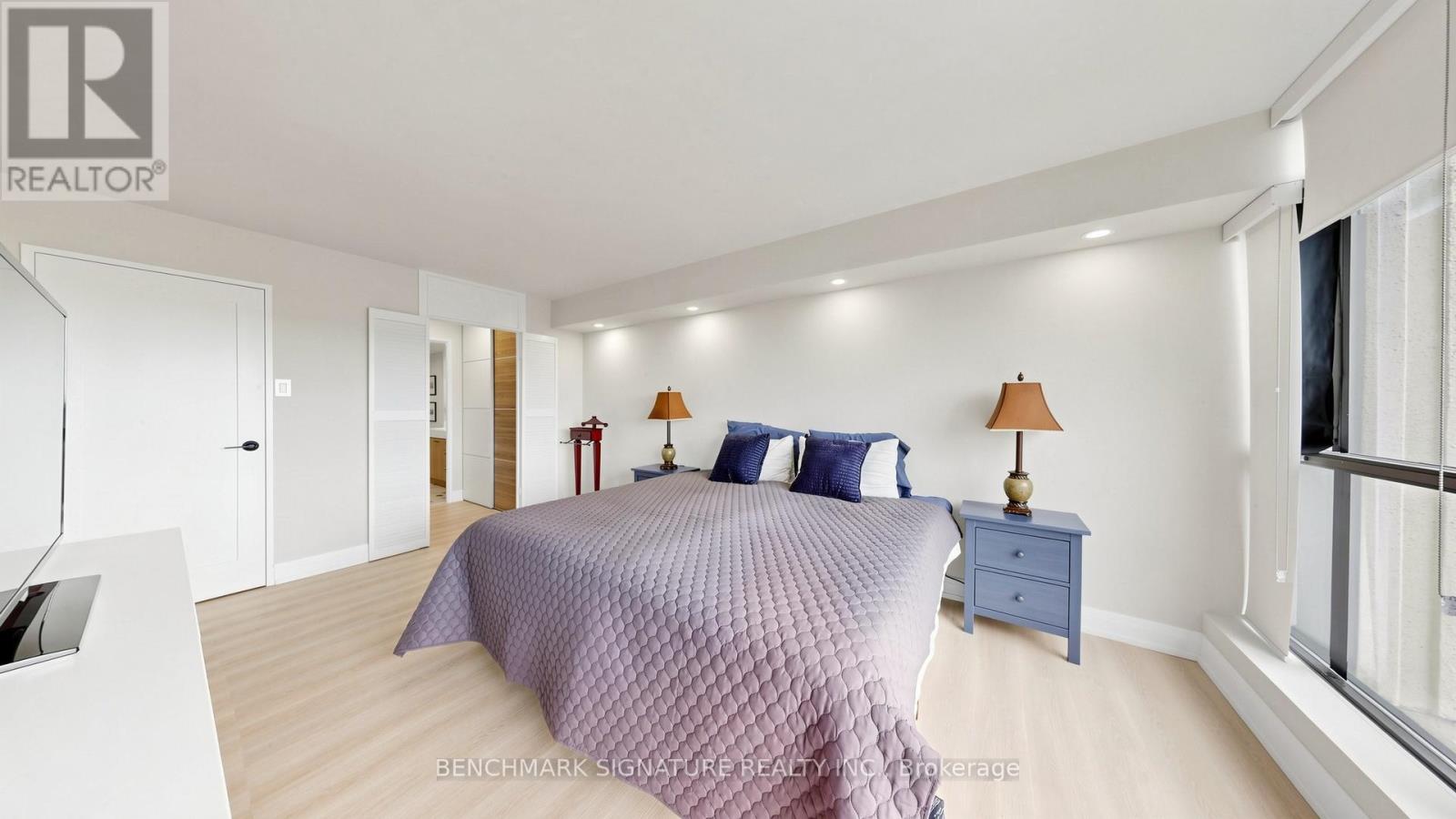 #706 131 TORRESDALE AVENUE - 32