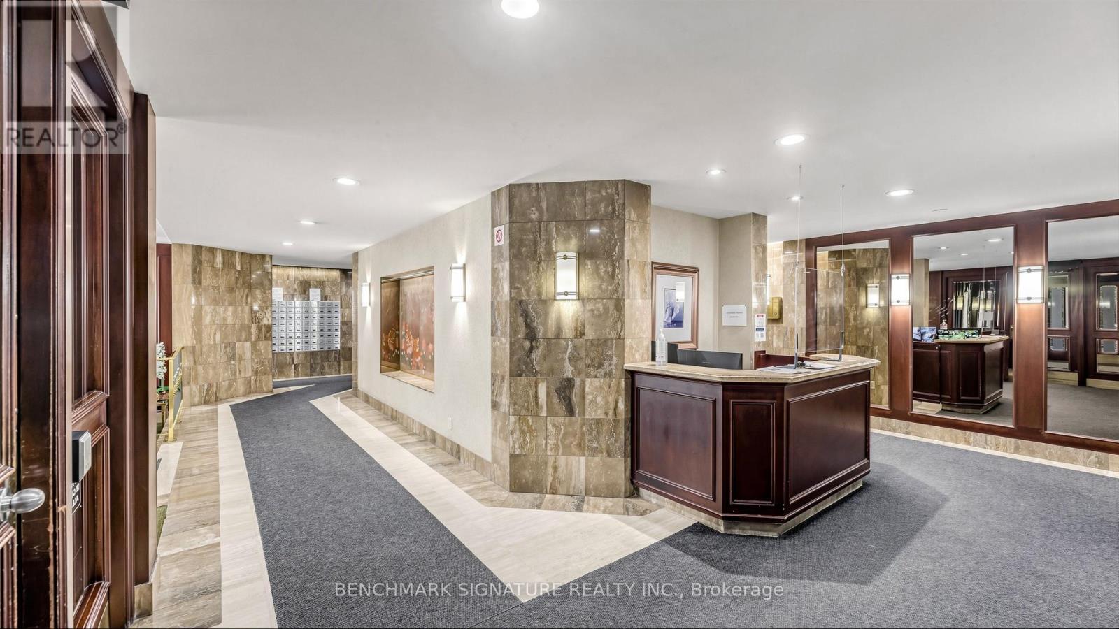 #706 131 TORRESDALE AVENUE - 44