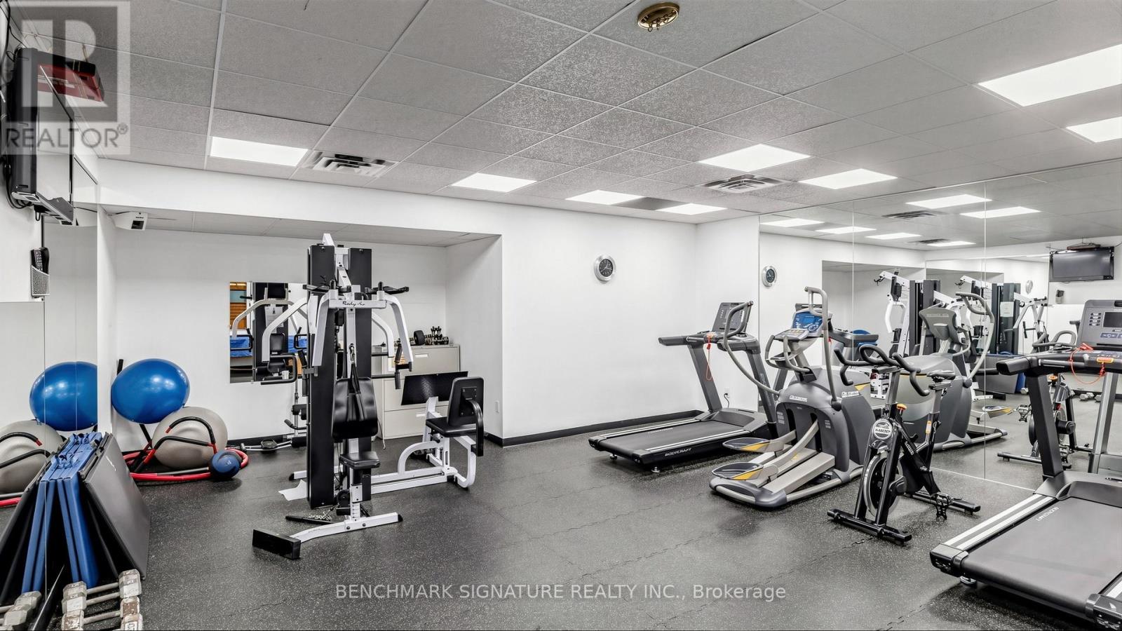 #706 131 TORRESDALE AVENUE - 46