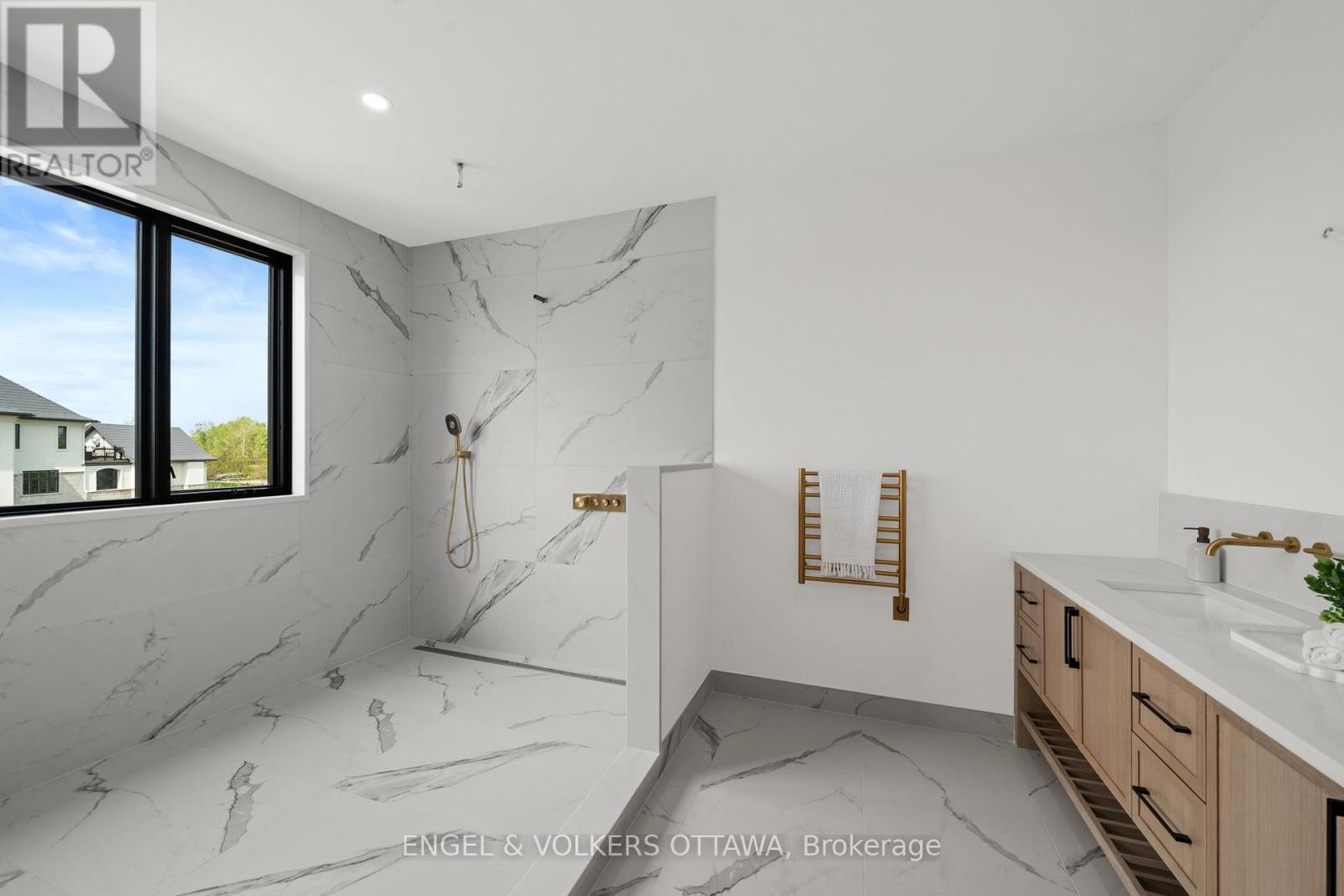 1220 BLACK CANARY DRIVE - 41