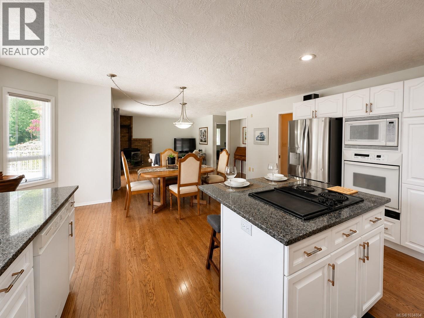  3639 Farnsworth Road, Cobble Hill