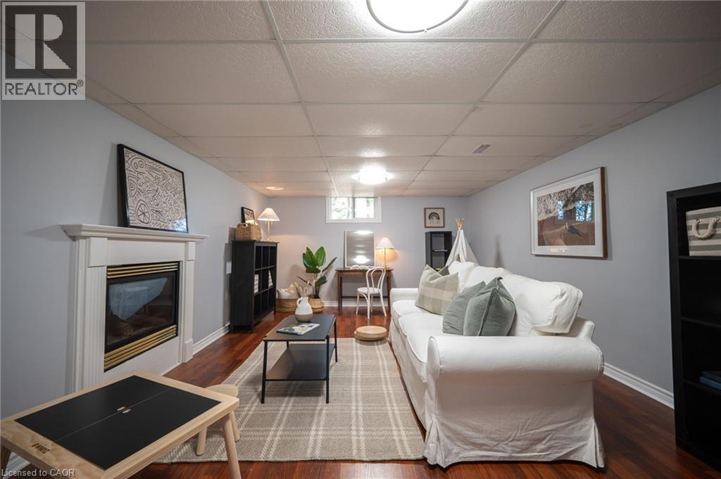 1613 HALDIBROOK Road - 40