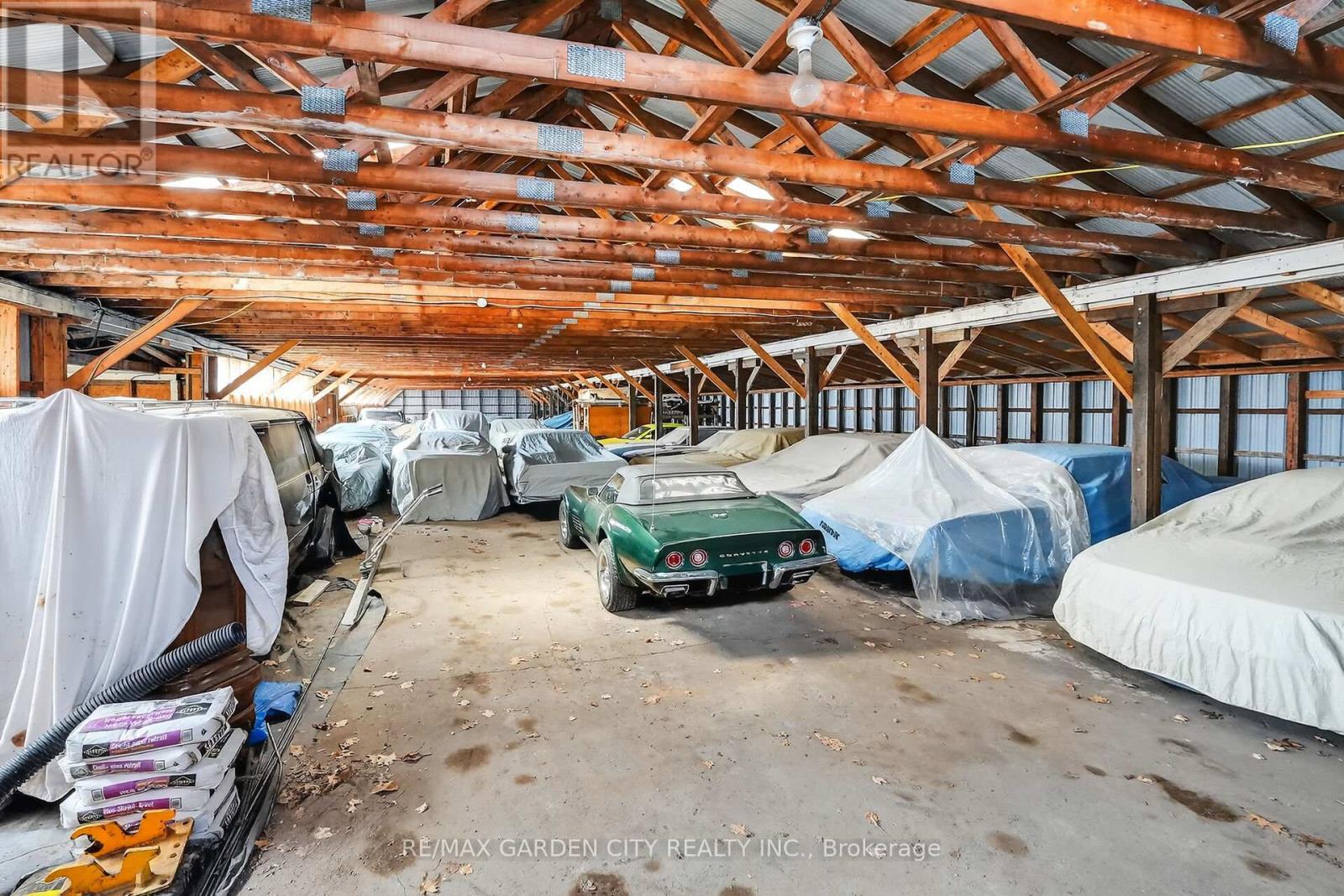 377 CANBORO ROAD - 44