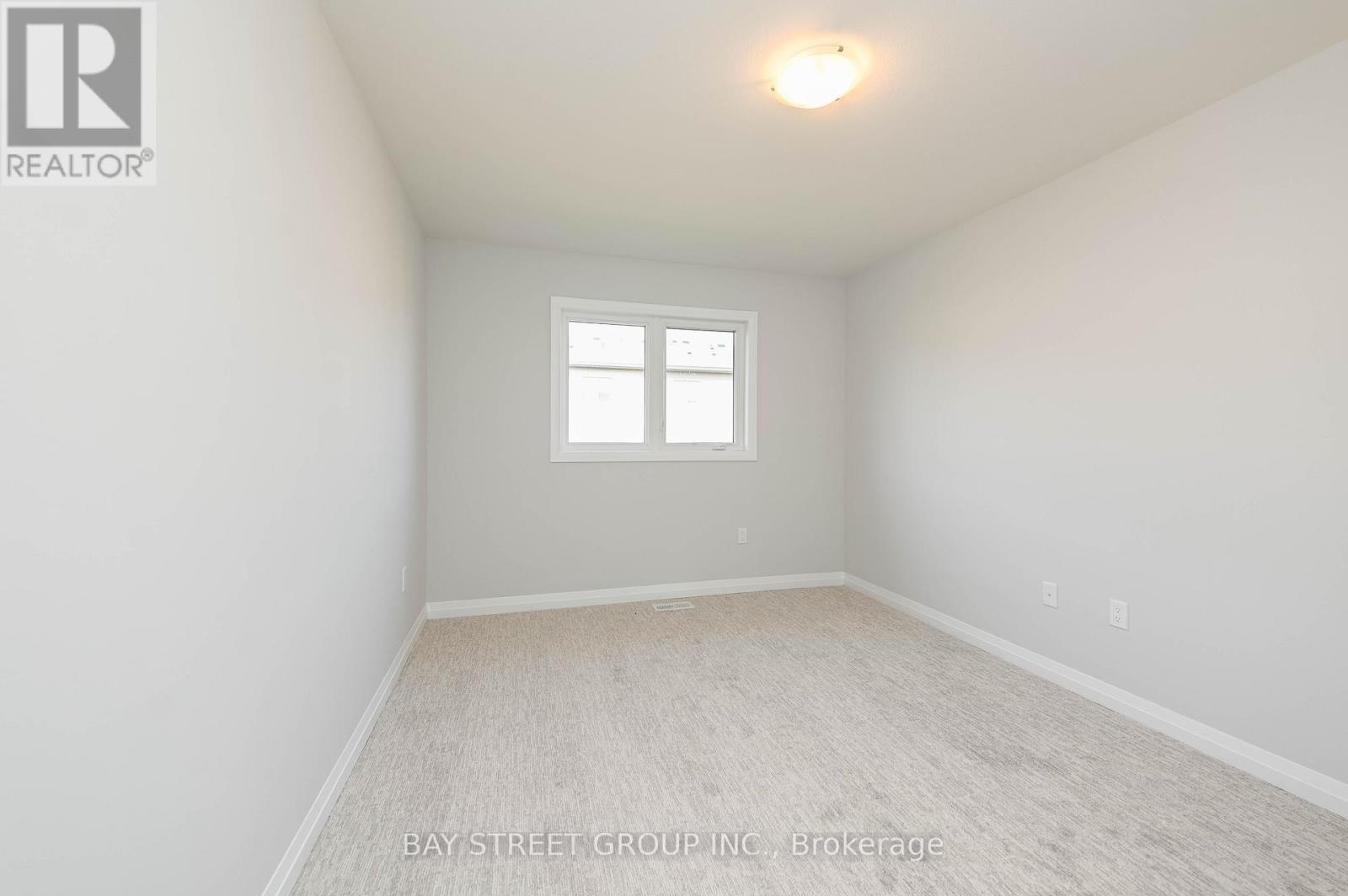 #61 4552 PORTAGE ROAD - 22